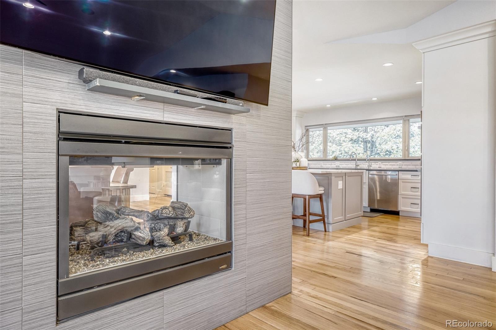 MLS Image #11 for 2600 e eldorado place,denver, Colorado