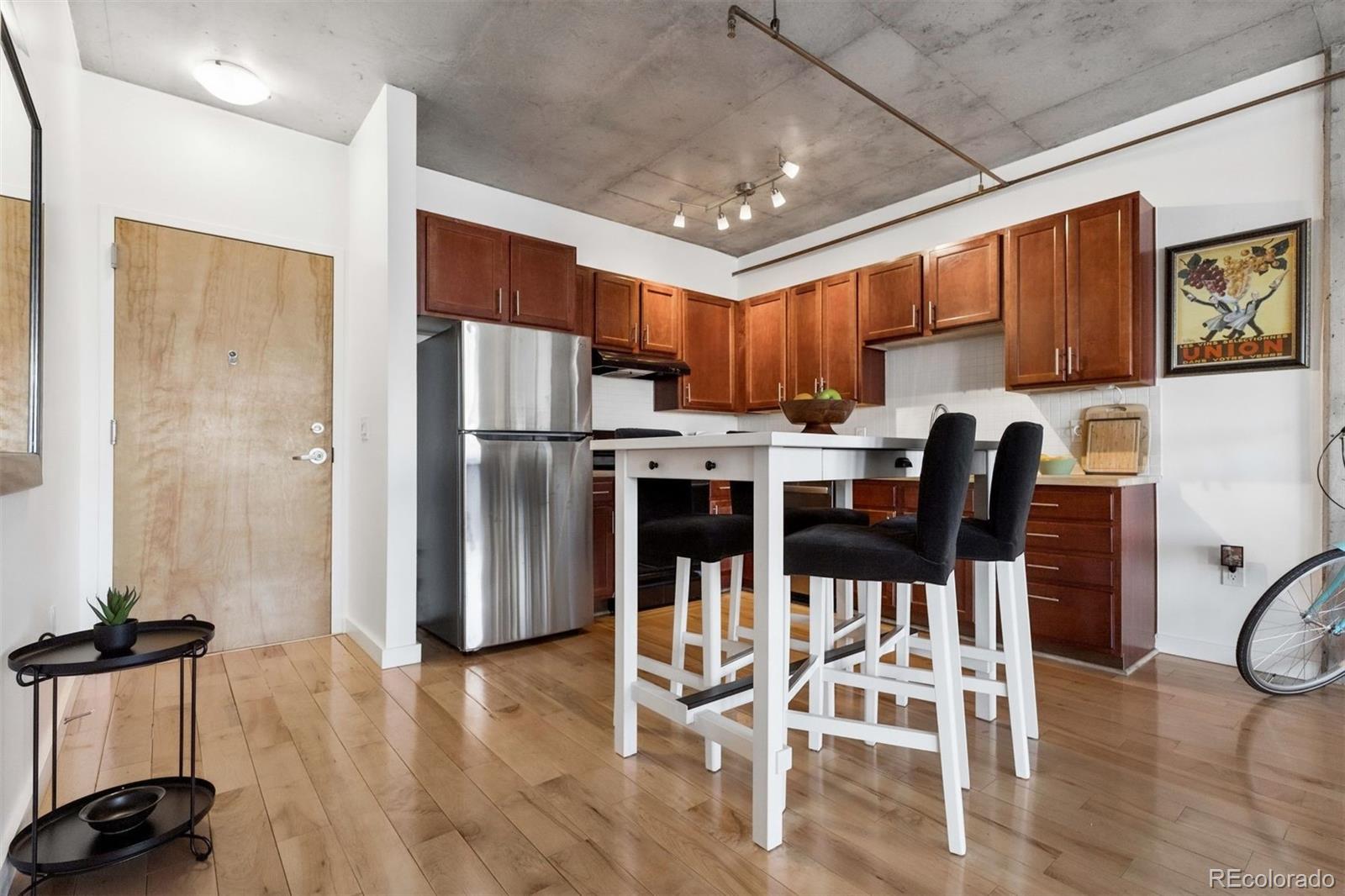 MLS Image #14 for 1475  delgany street 304,denver, Colorado