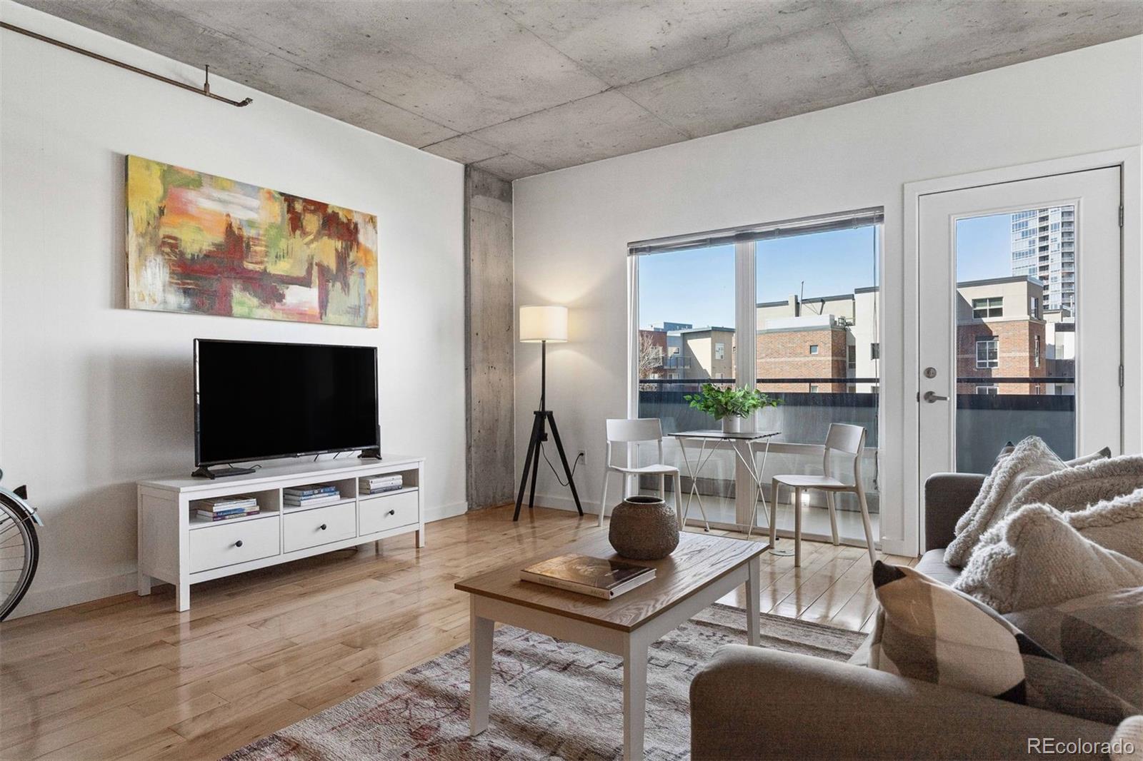 MLS Image #6 for 1475  delgany street 304,denver, Colorado