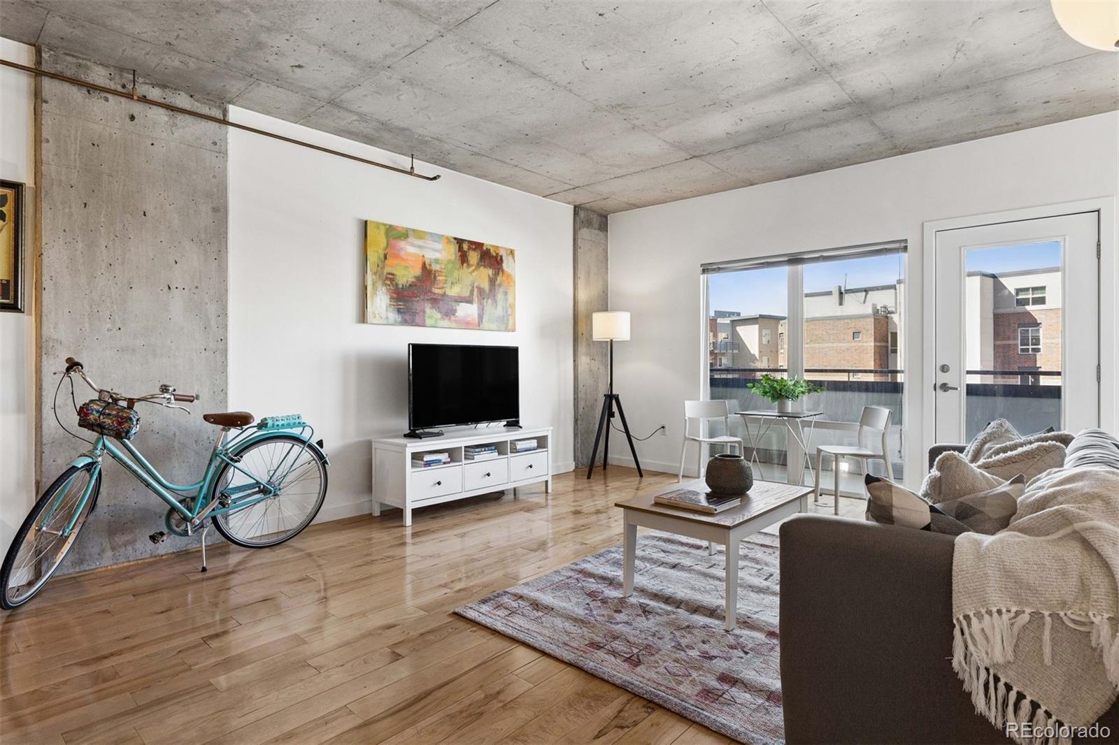 MLS Image #8 for 1475  delgany street 304,denver, Colorado