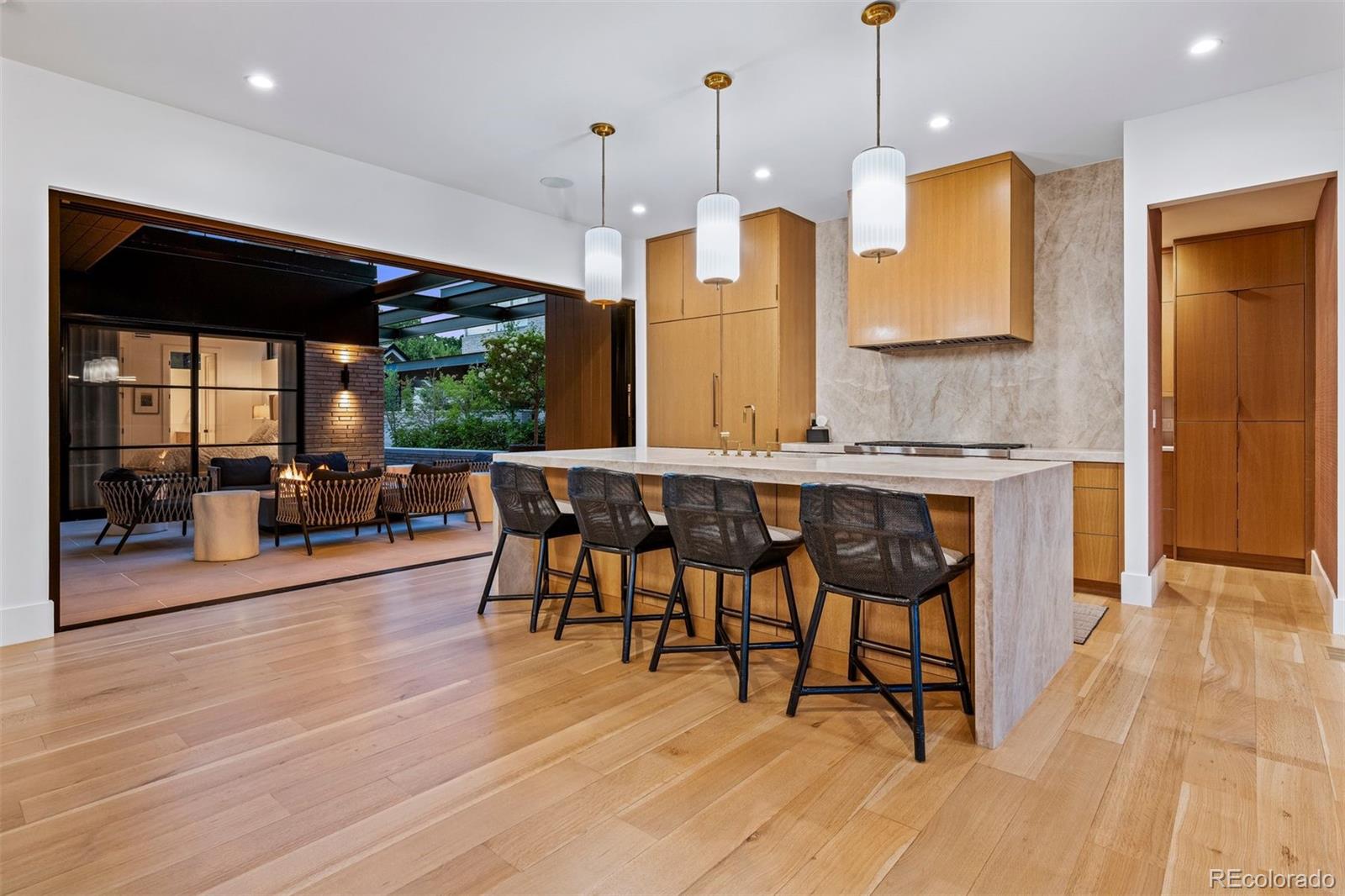 MLS Image #13 for 2630 e cedar avenue,denver, Colorado