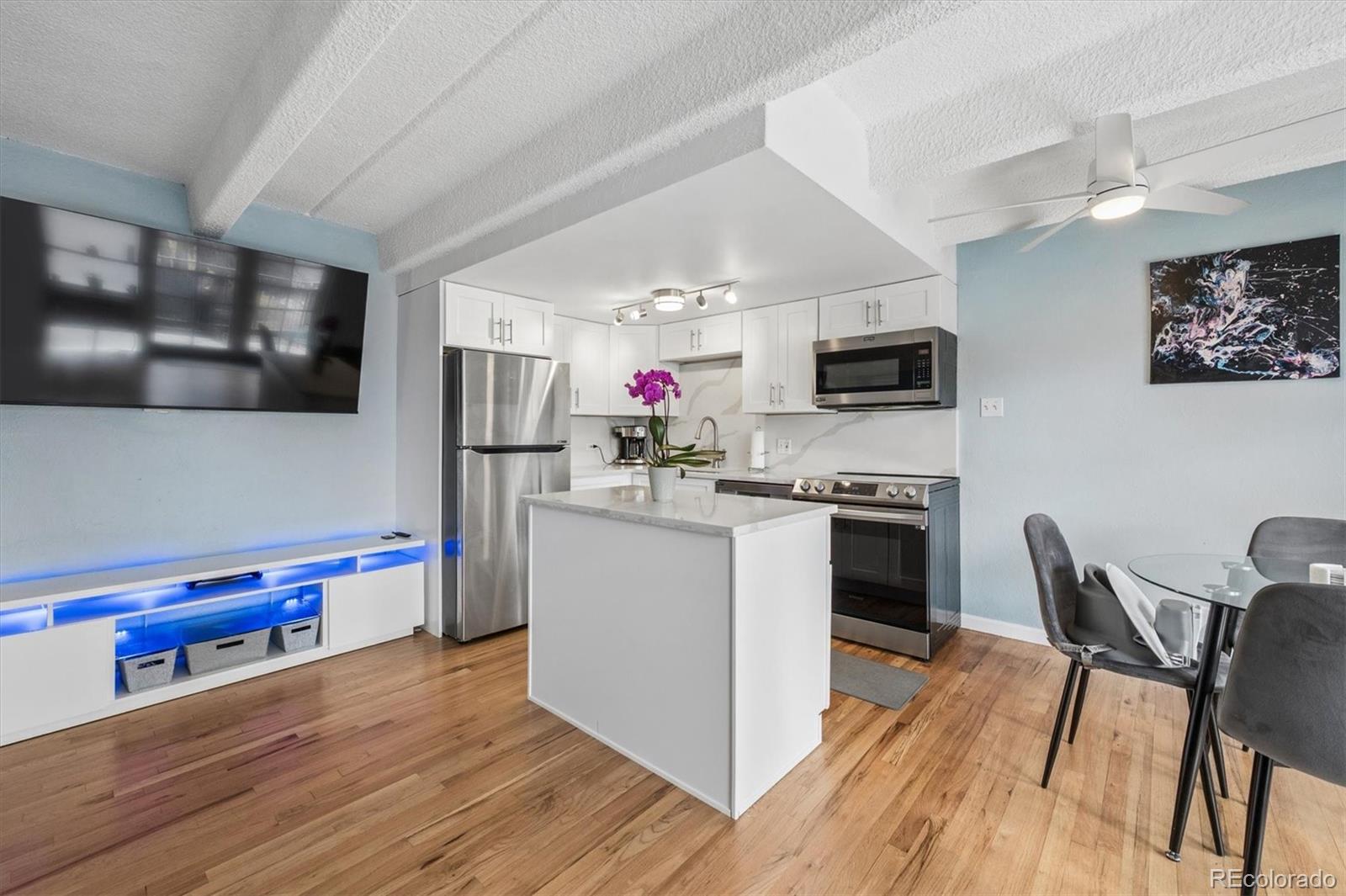 MLS Image #12 for 33 n corona street 406,denver, Colorado