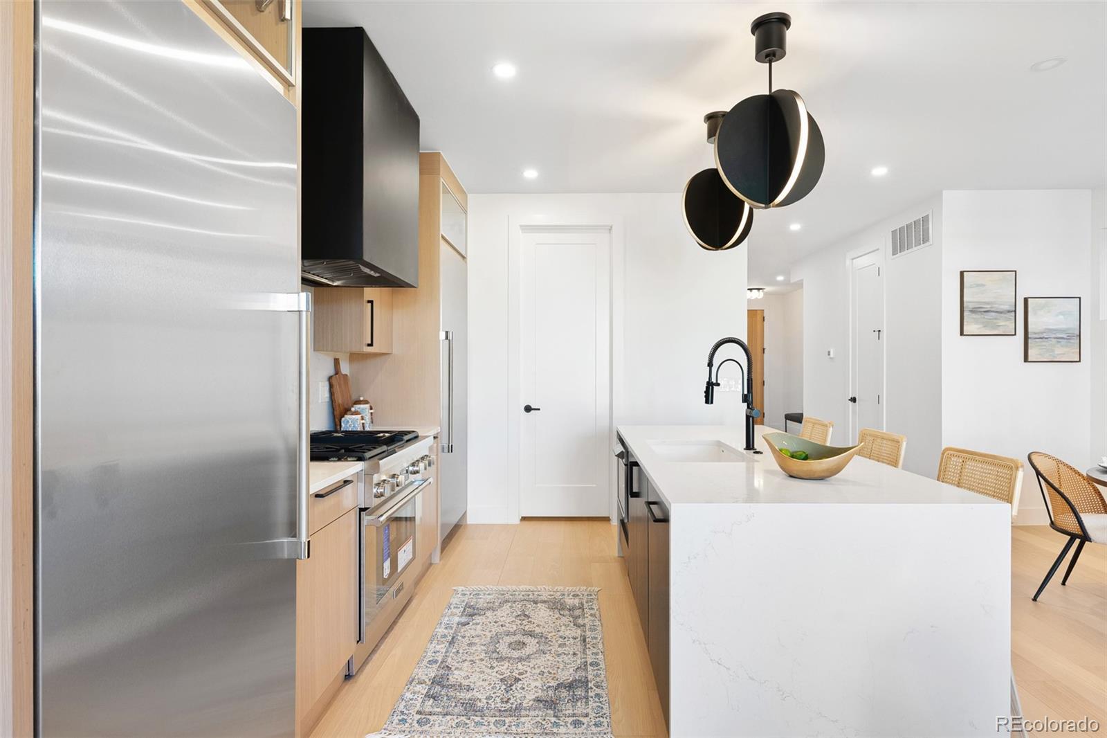 MLS Image #10 for 1825 w 35th avenue,denver, Colorado