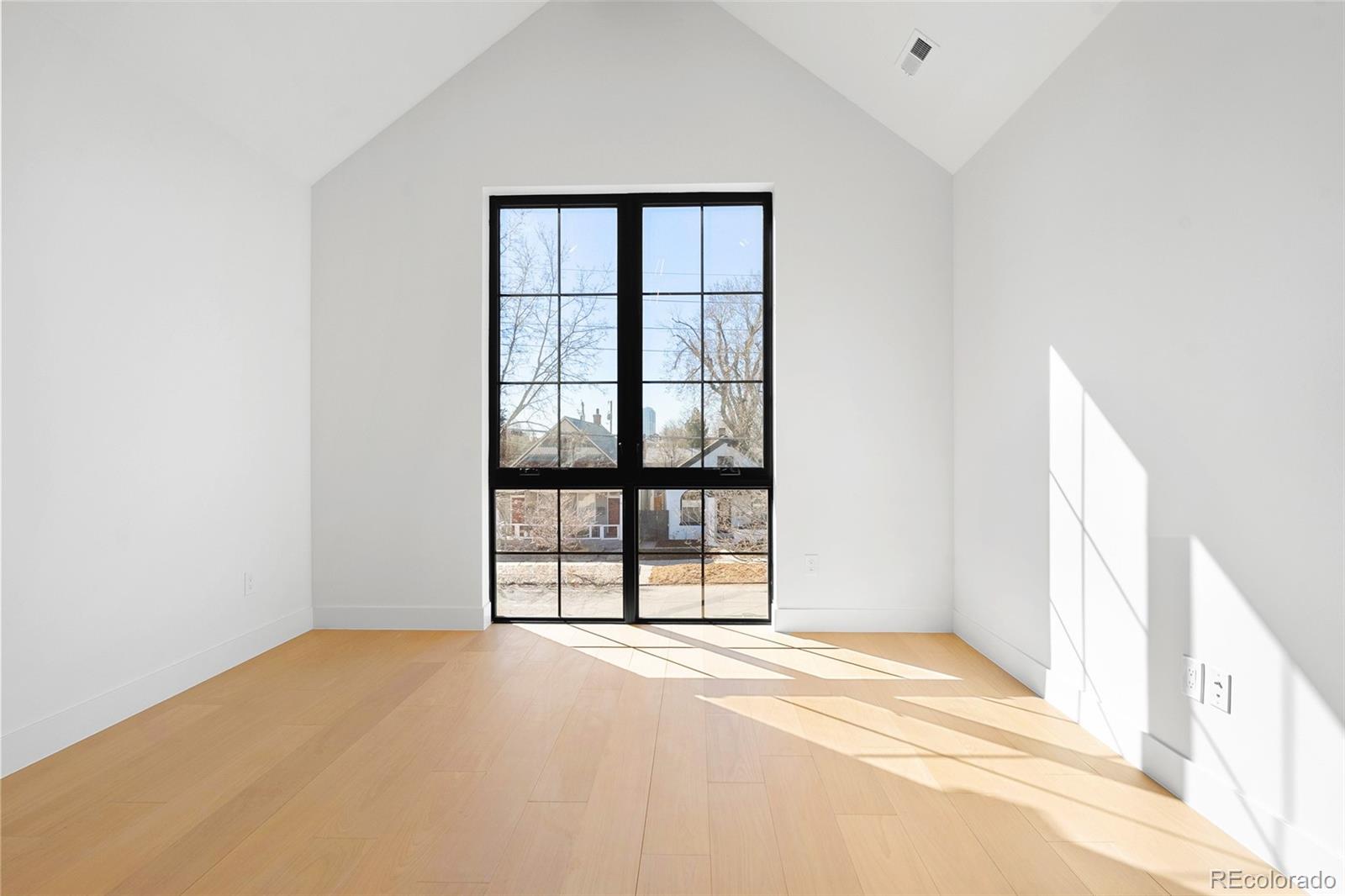 MLS Image #21 for 1825 w 35th avenue,denver, Colorado
