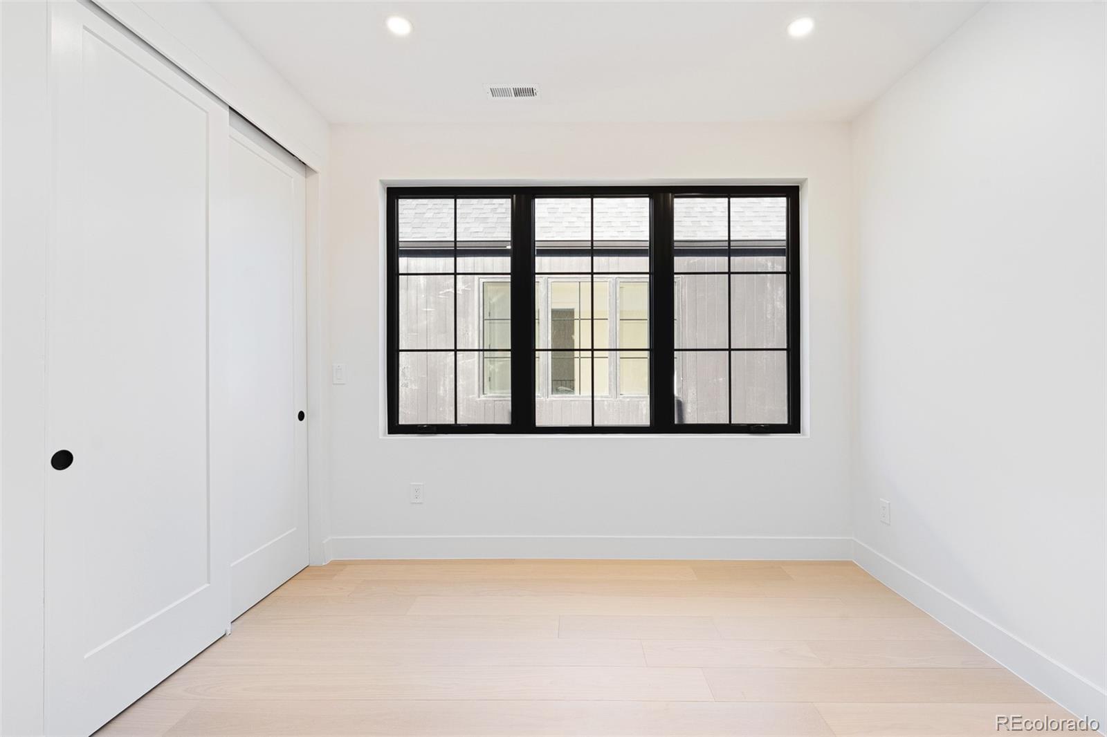 MLS Image #24 for 1825 w 35th avenue,denver, Colorado