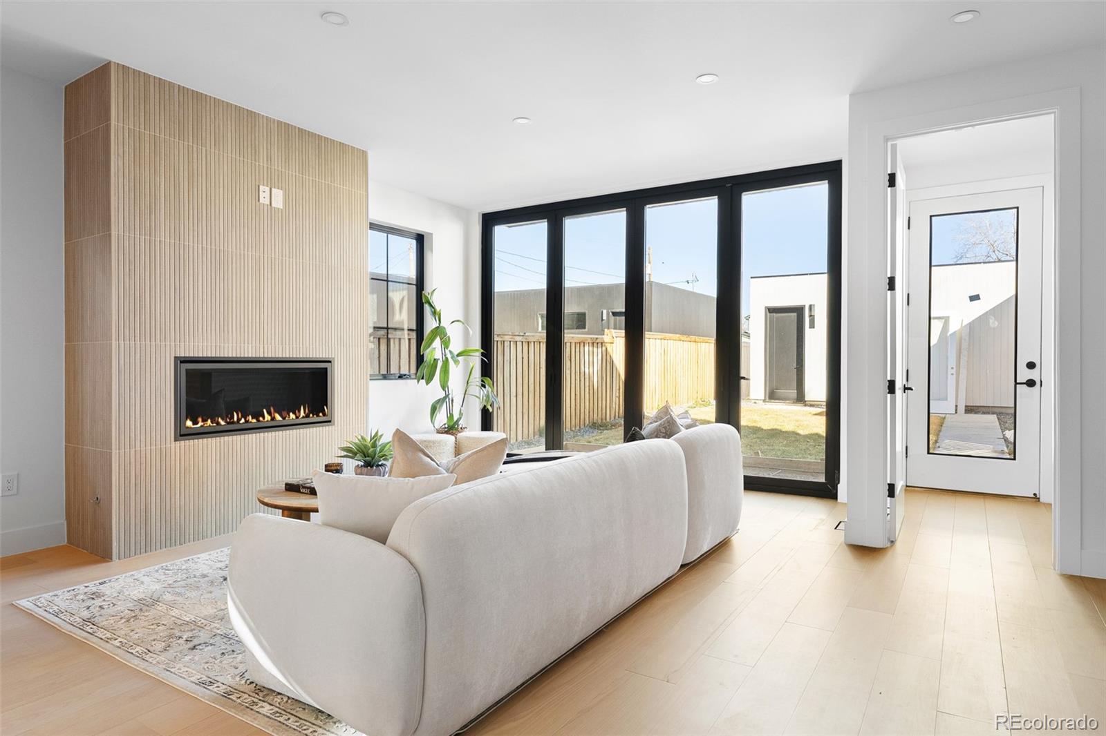 MLS Image #6 for 1825 w 35th avenue,denver, Colorado