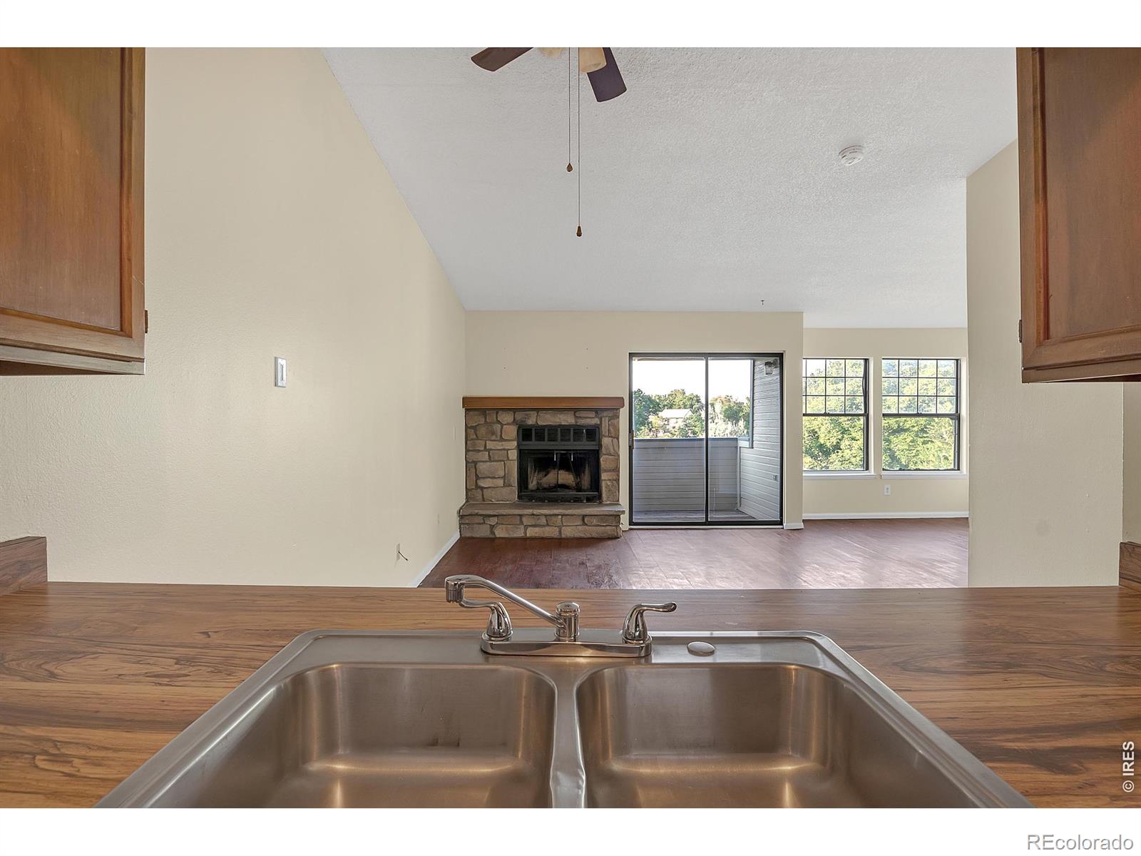 MLS Image #6 for 467 s memphis way,aurora, Colorado