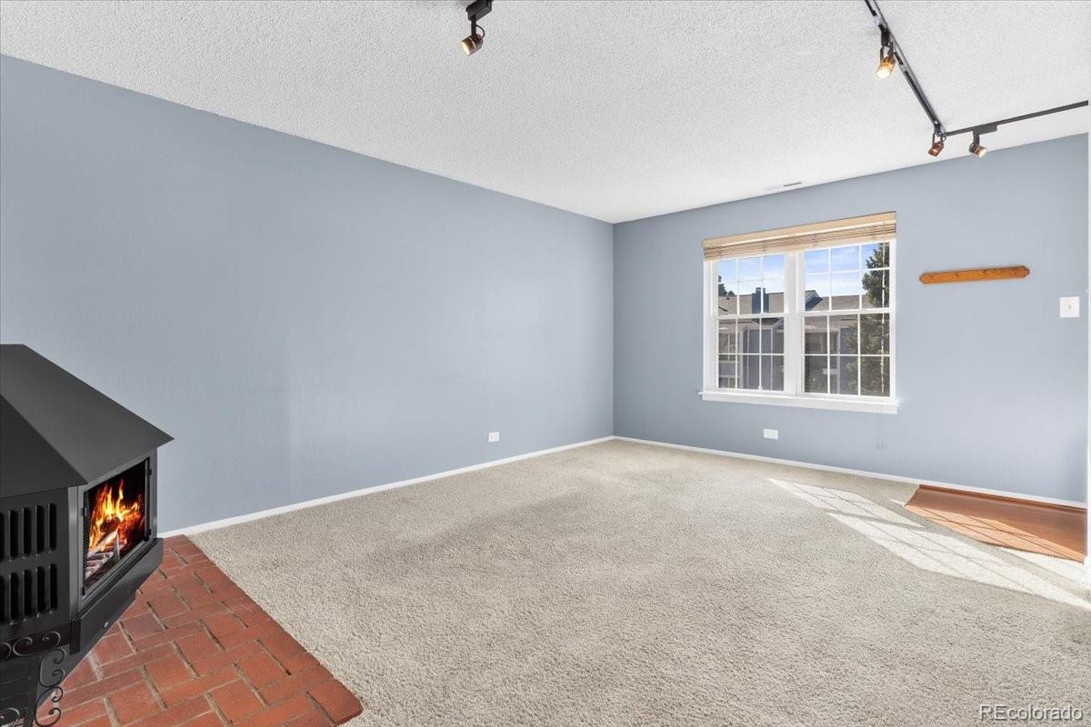 MLS Image #2 for 2301 e fremont avenue,centennial, Colorado