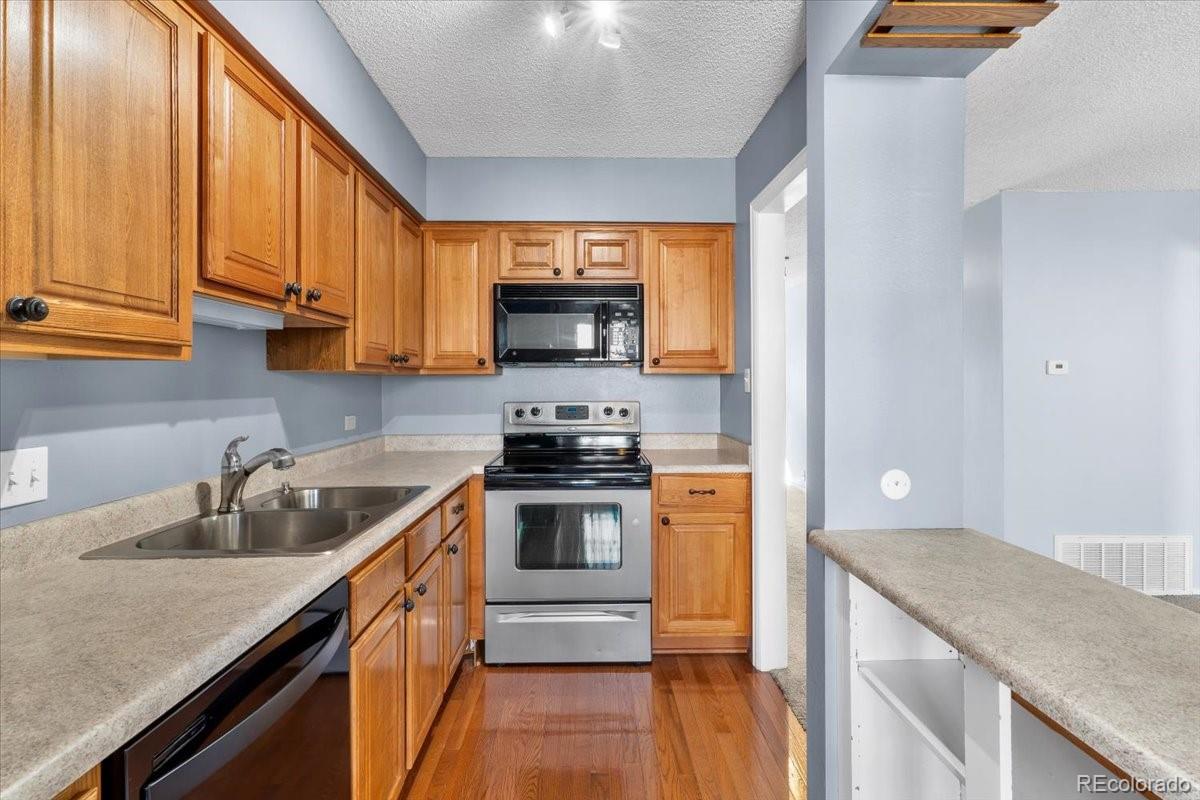 MLS Image #8 for 2301 e fremont avenue,centennial, Colorado