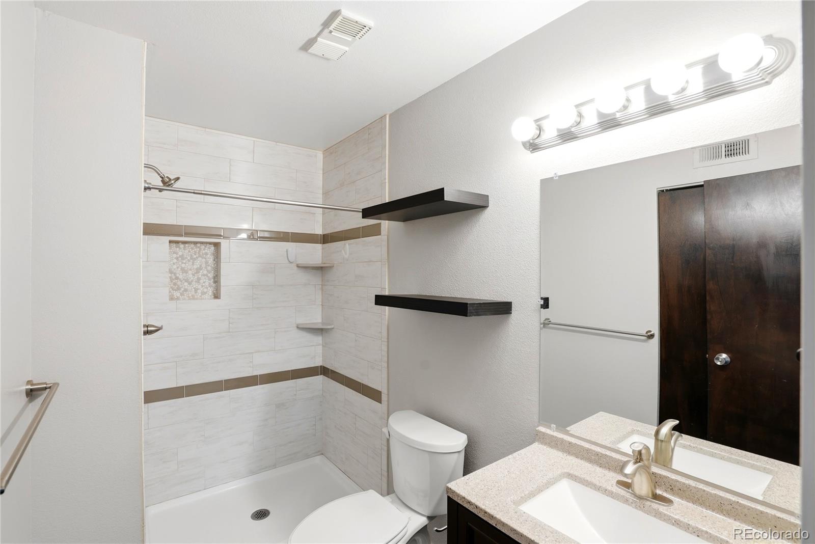 MLS Image #21 for 4400 s quebec street,denver, Colorado
