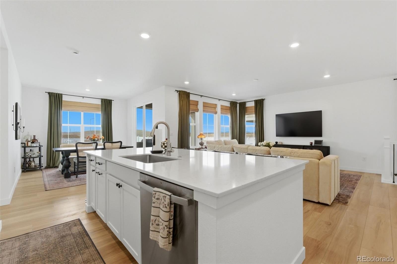 MLS Image #7 for 24412 e evans drive,aurora, Colorado