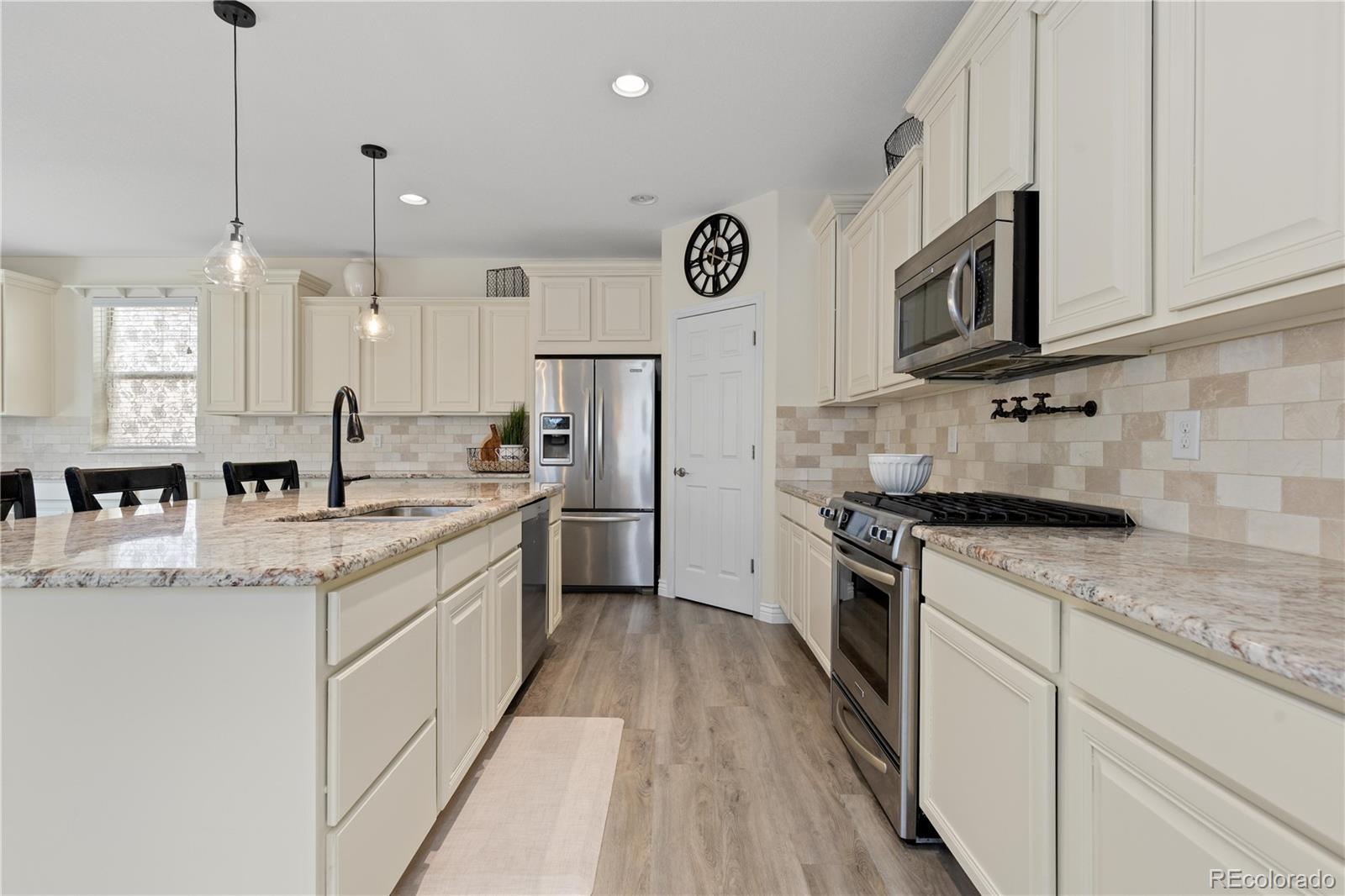 MLS Image #10 for 9519  nile way,arvada, Colorado
