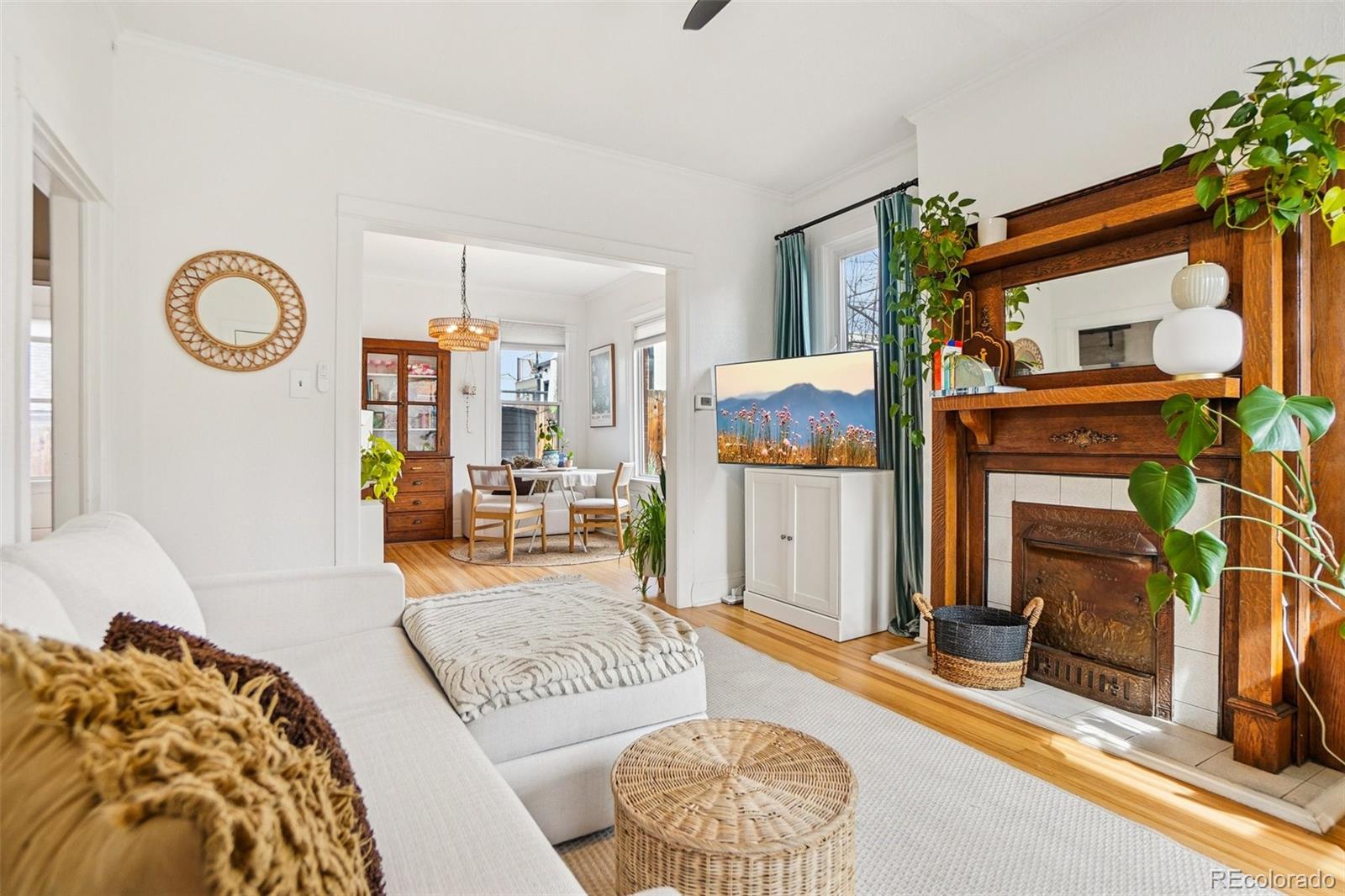 MLS Image #1 for 425 e ellsworth avenue ,denver, Colorado