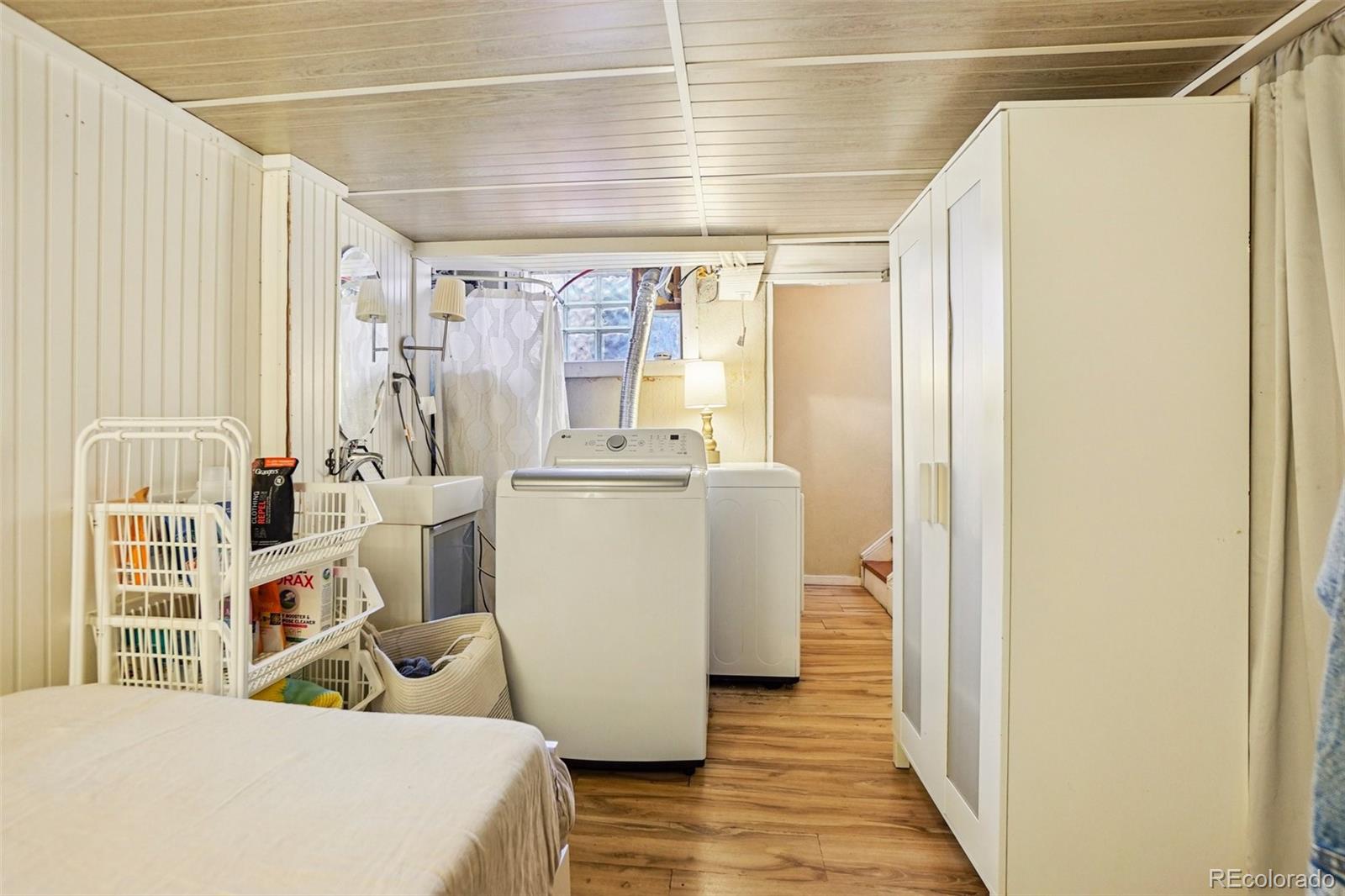 MLS Image #10 for 425 e ellsworth avenue ,denver, Colorado