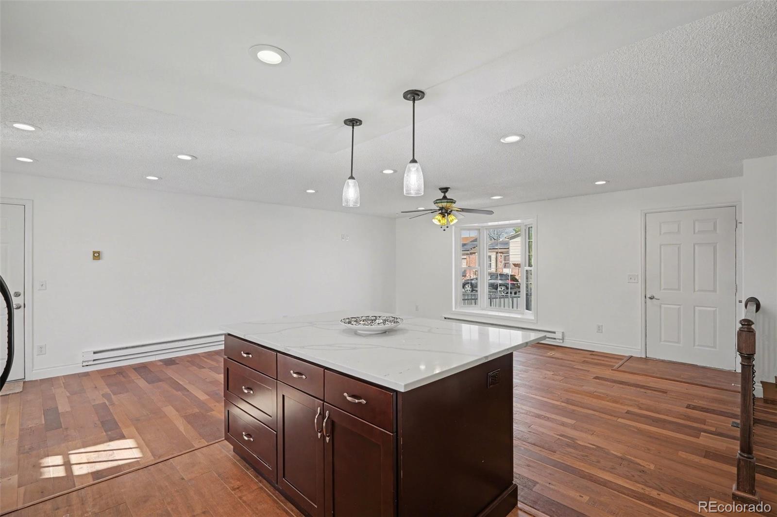 MLS Image #4 for 1354 s zeno street,aurora, Colorado