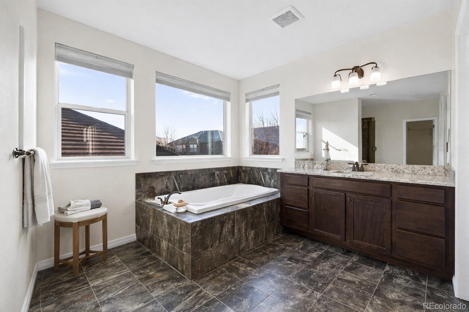 MLS Image #15 for 16017  la plata peak place,broomfield, Colorado