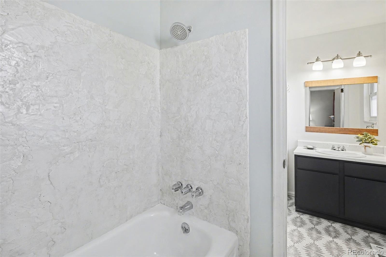 MLS Image #11 for 1632 s rifle street,aurora, Colorado