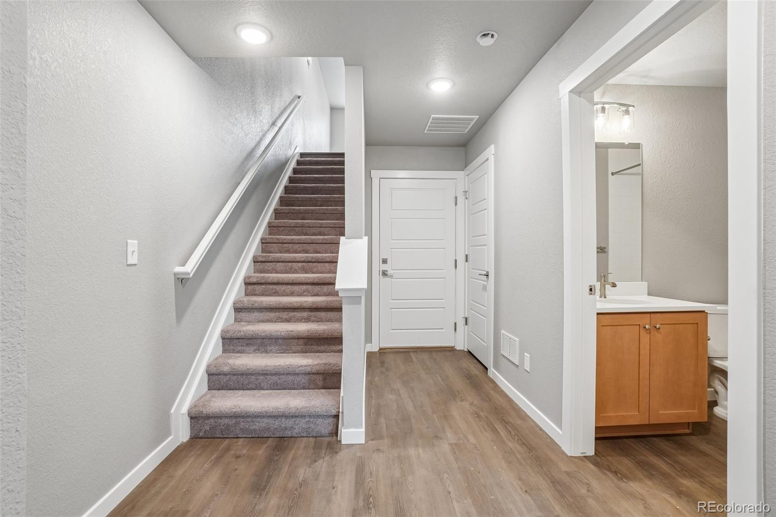 MLS Image #6 for 5431 n eaton park way ,aurora, Colorado