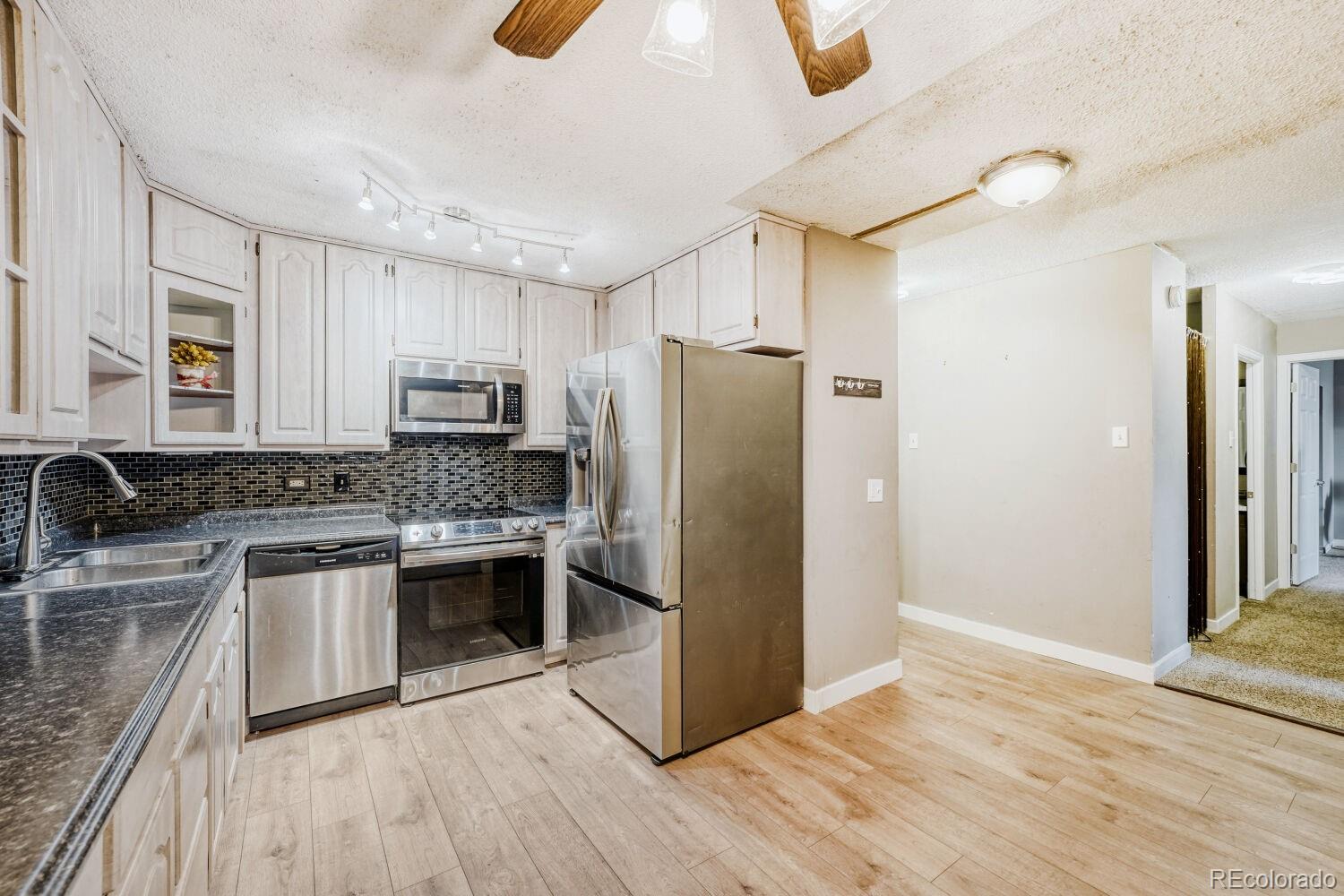 MLS Image #13 for 595 s alton way 10c,denver, Colorado