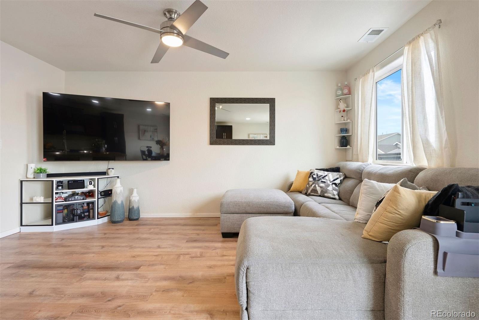 MLS Image #3 for 47401  lily avenue,bennett, Colorado