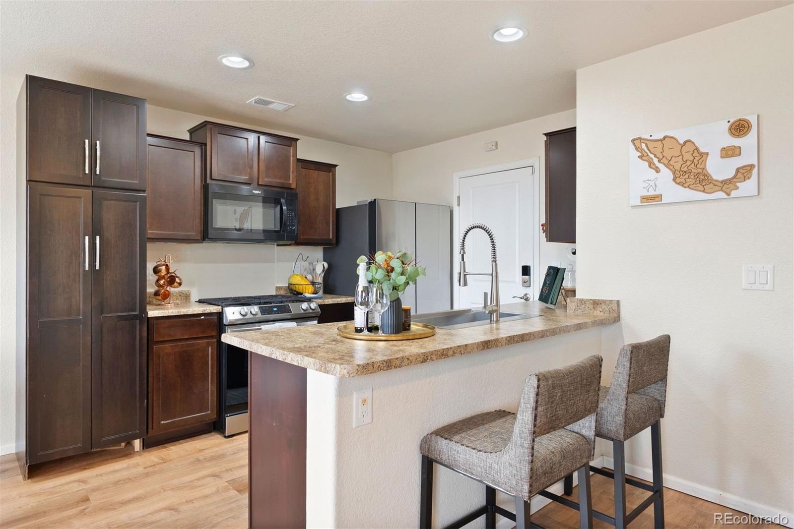 MLS Image #6 for 47401  lily avenue,bennett, Colorado