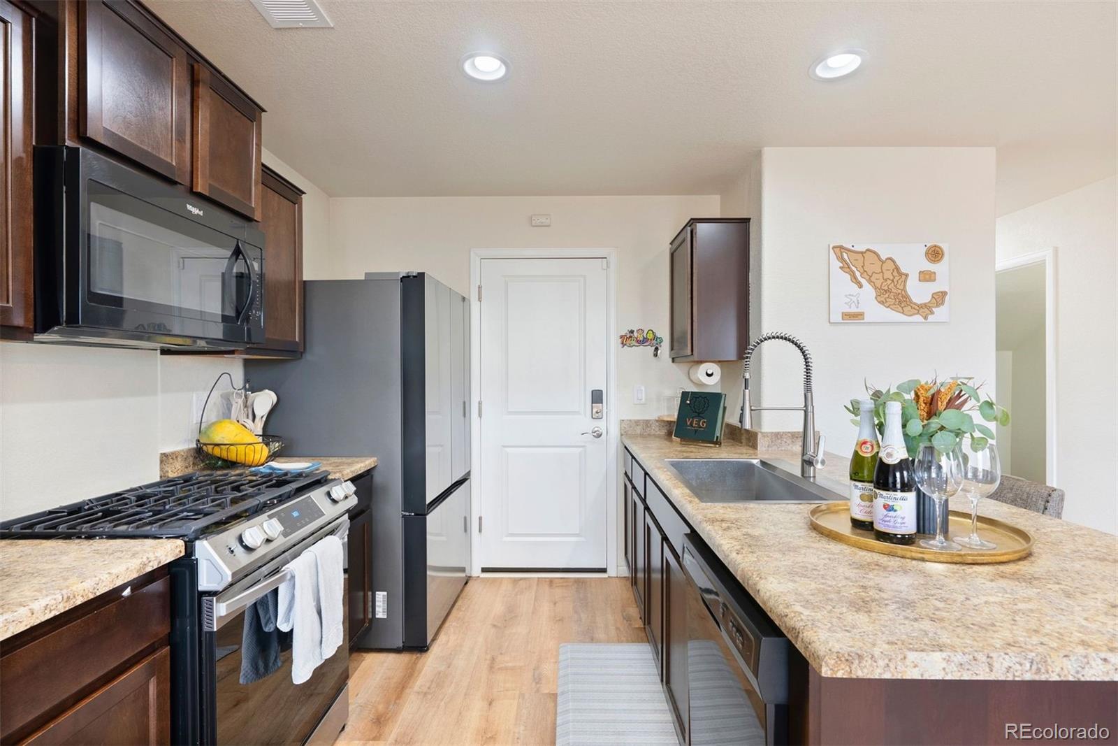 MLS Image #7 for 47401  lily avenue,bennett, Colorado