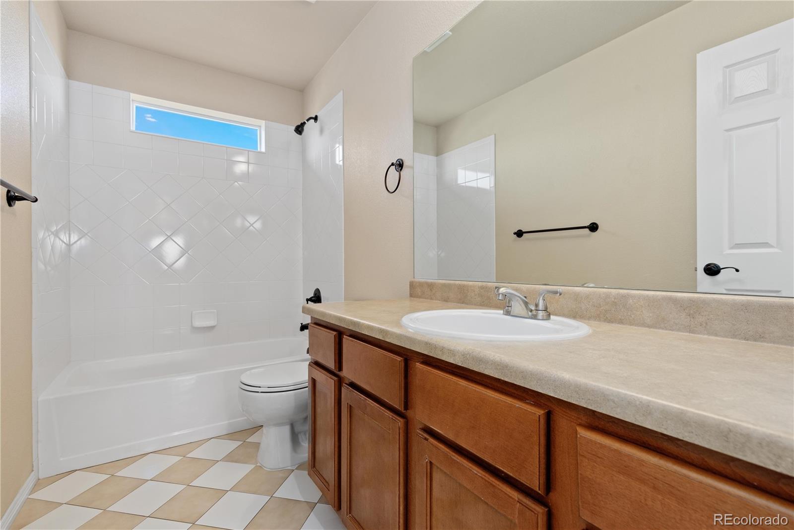 MLS Image #19 for 1948 e 167th avenue,thornton, Colorado