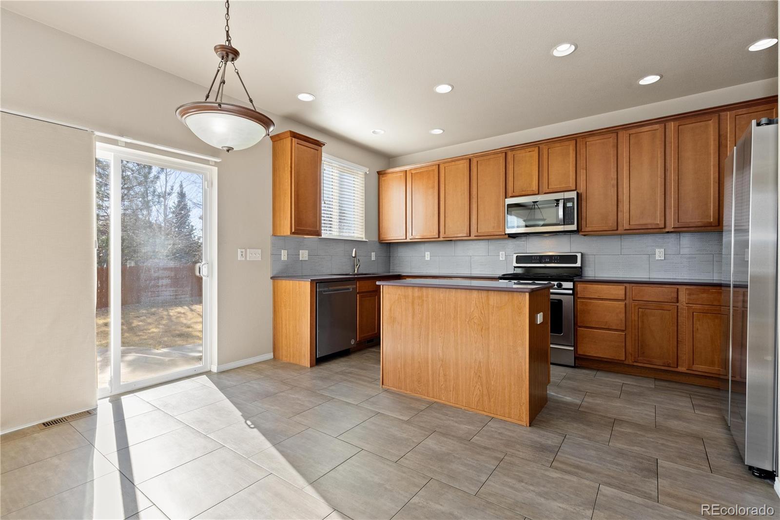 MLS Image #3 for 1948 e 167th avenue,thornton, Colorado