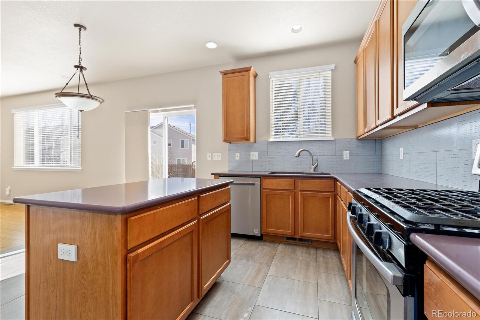 MLS Image #5 for 1948 e 167th avenue,thornton, Colorado