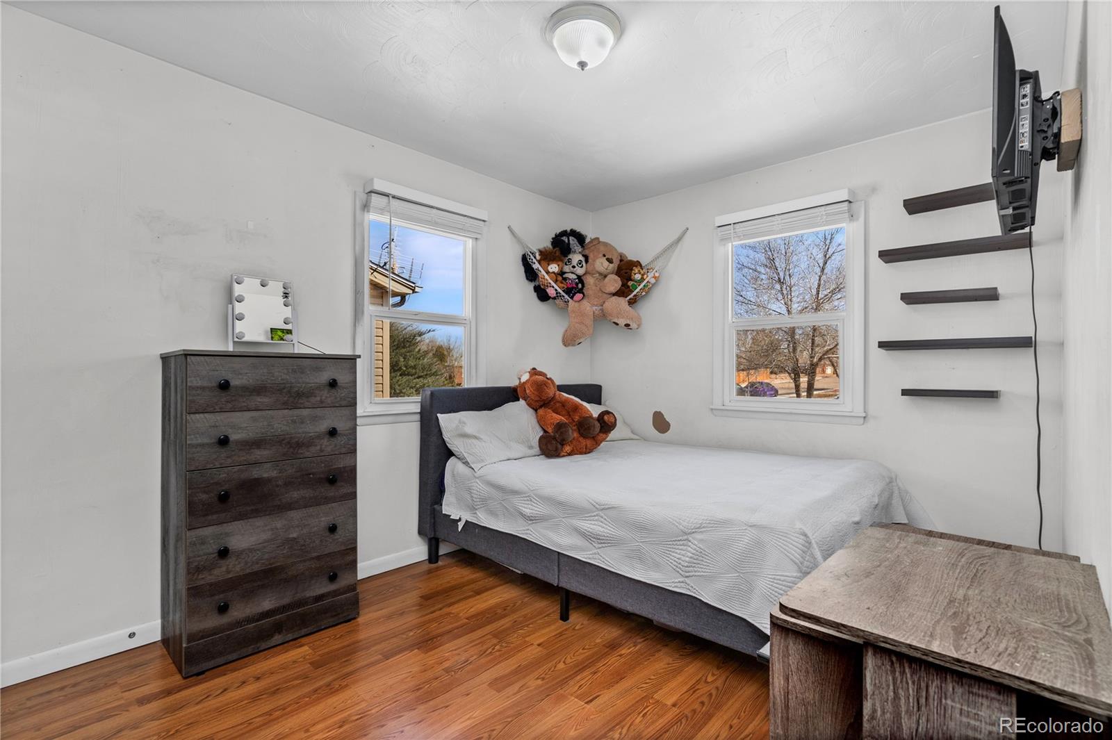 MLS Image #11 for 505  26th avenue,greeley, Colorado