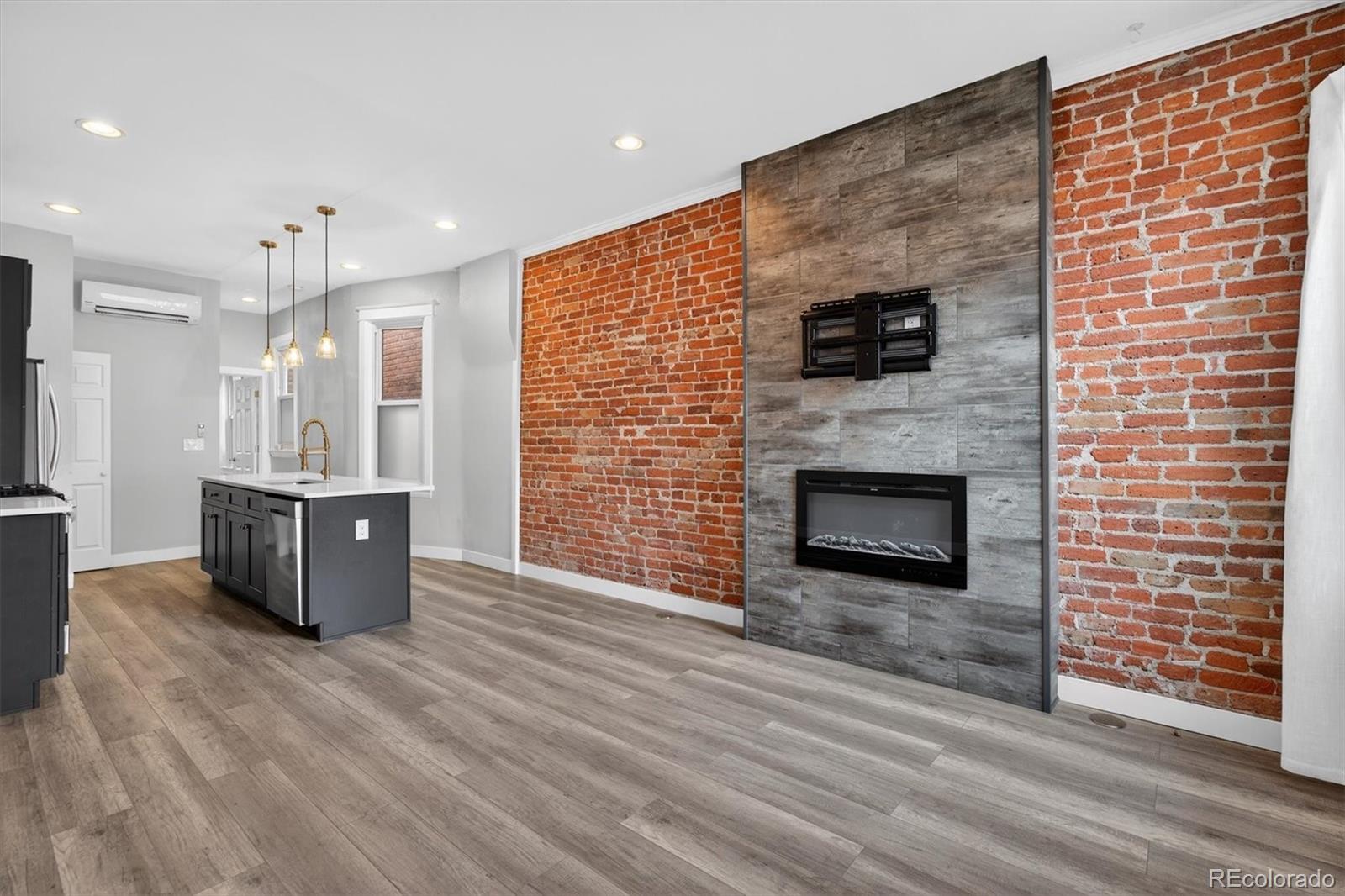 MLS Image #5 for 1723 e martin luther king jr boulevard,denver, Colorado