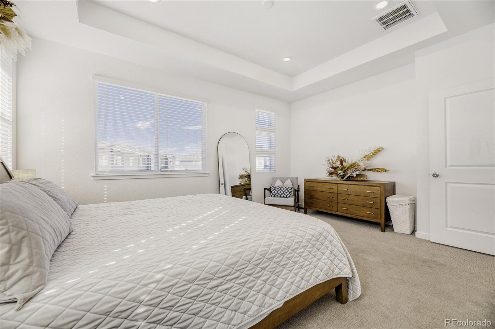 MLS Image #11 for 2089 s vance way,denver, Colorado