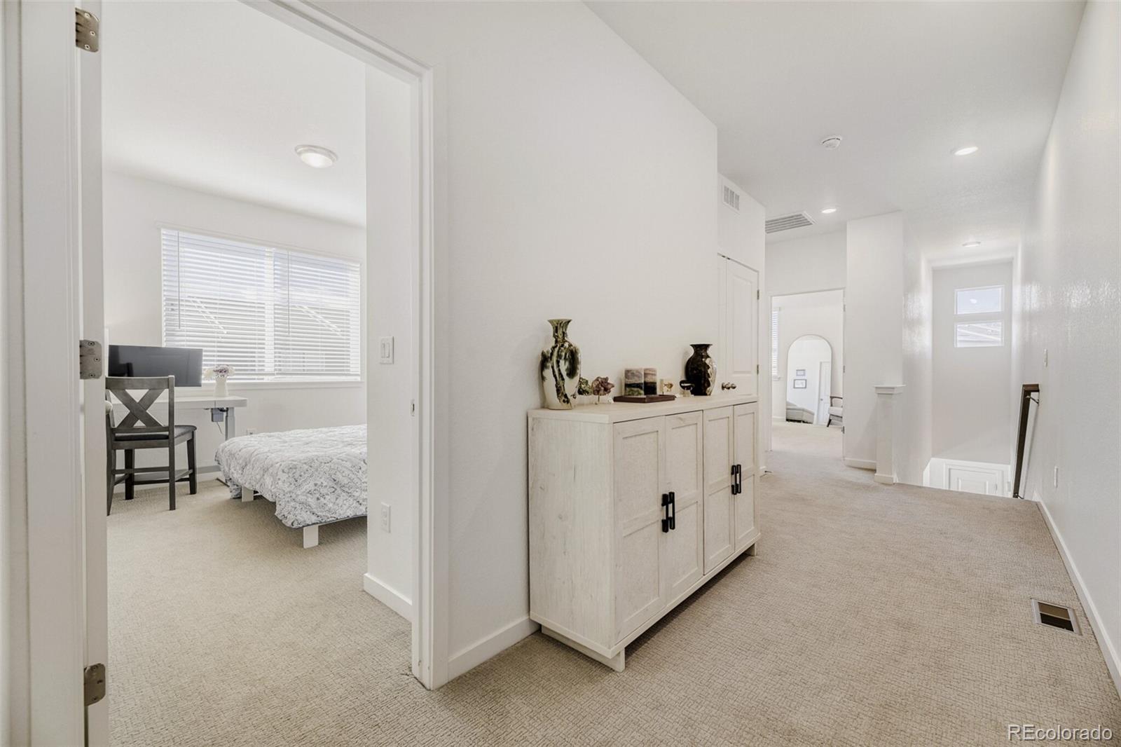 MLS Image #16 for 2089 s vance way,denver, Colorado