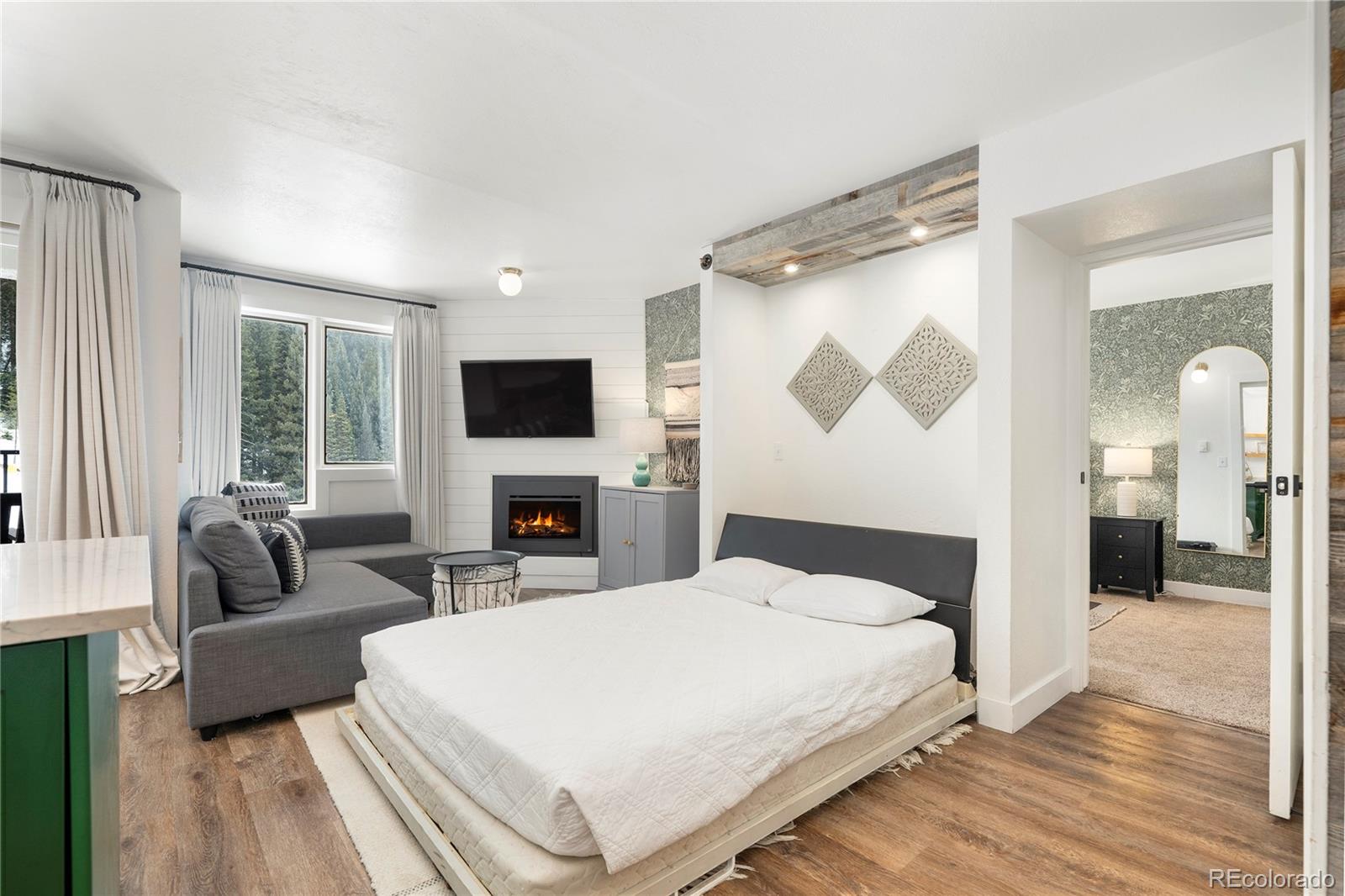 MLS Image #11 for 310  iron horse way,winter park, Colorado