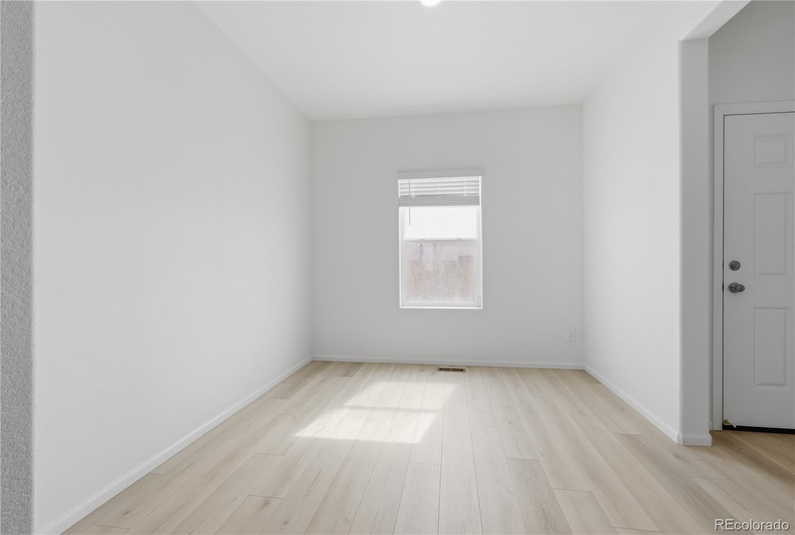 MLS Image #17 for 211  clayton avenue,keenesburg, Colorado