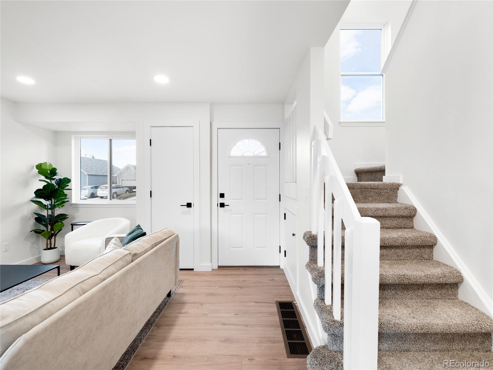 MLS Image #10 for 17474 e chenango drive,aurora, Colorado