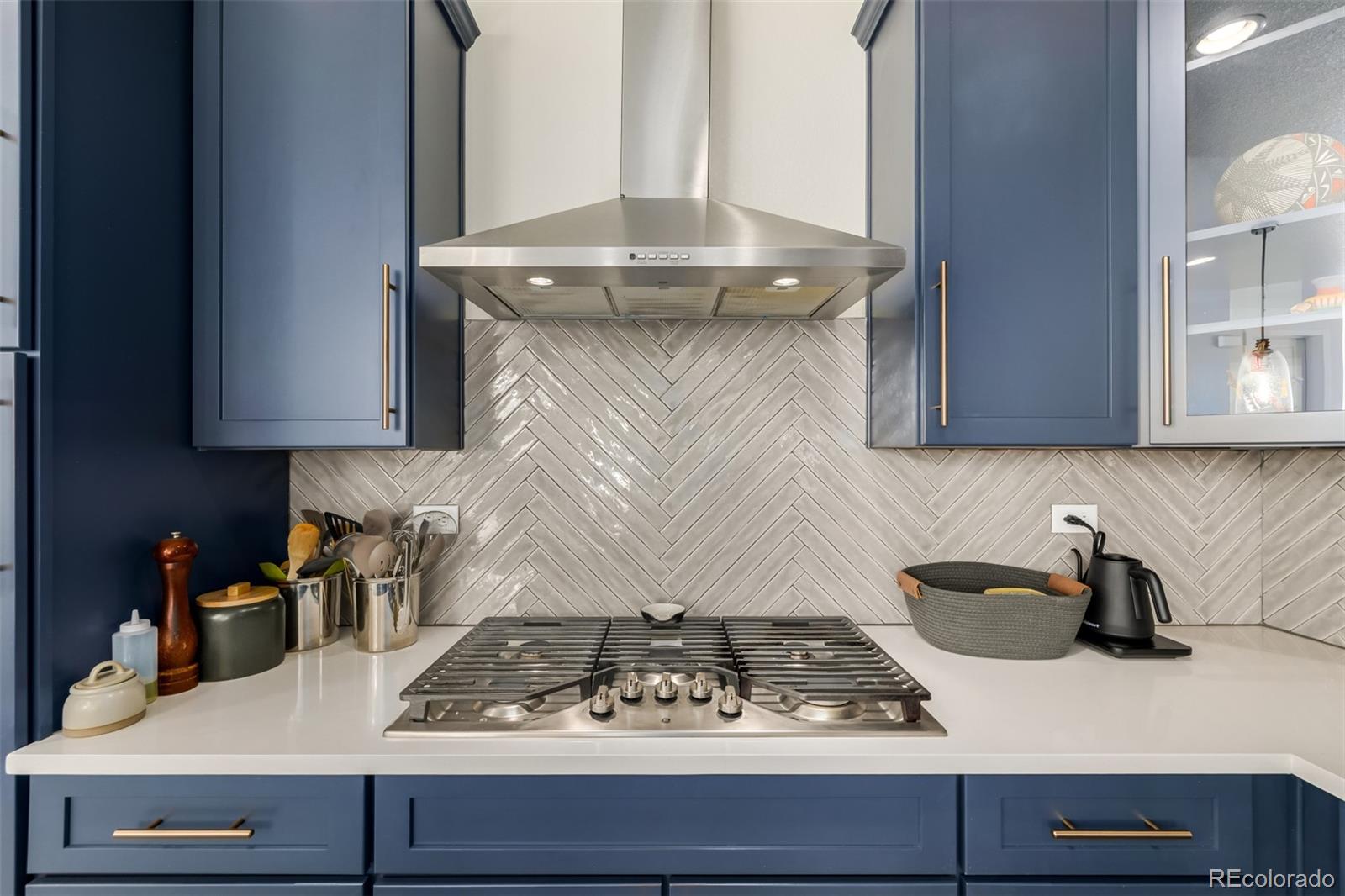 MLS Image #19 for 11232 w 53rd drive,arvada, Colorado