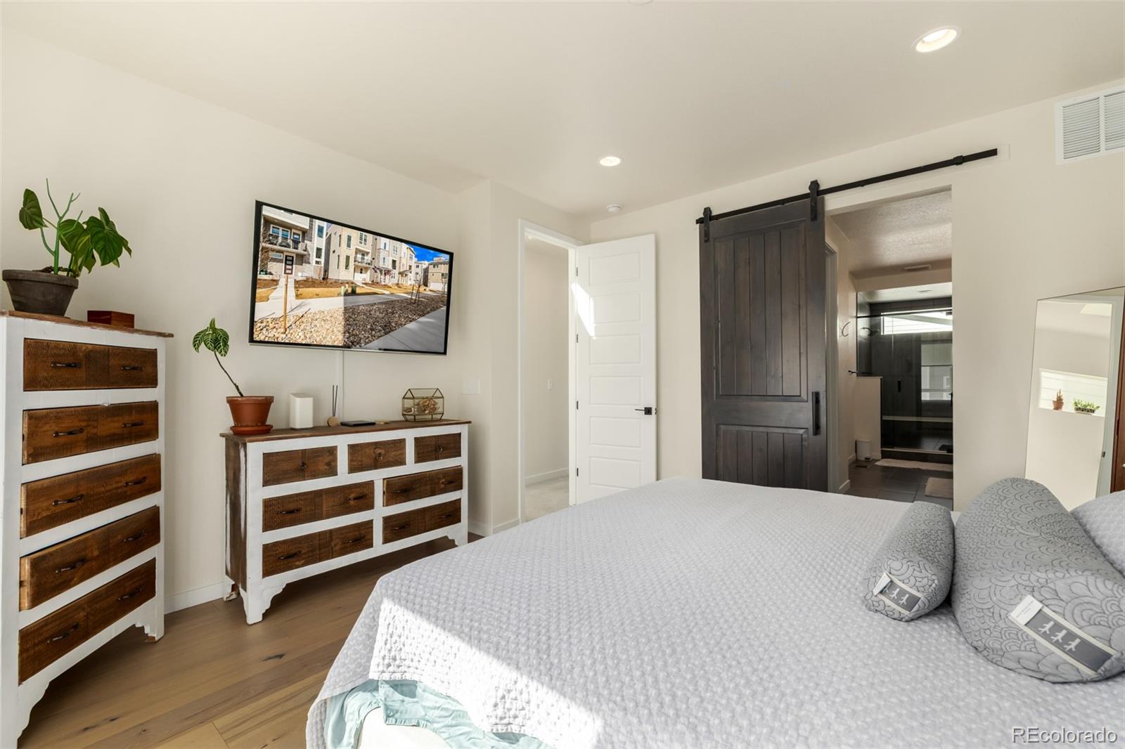 MLS Image #25 for 11232 w 53rd drive,arvada, Colorado