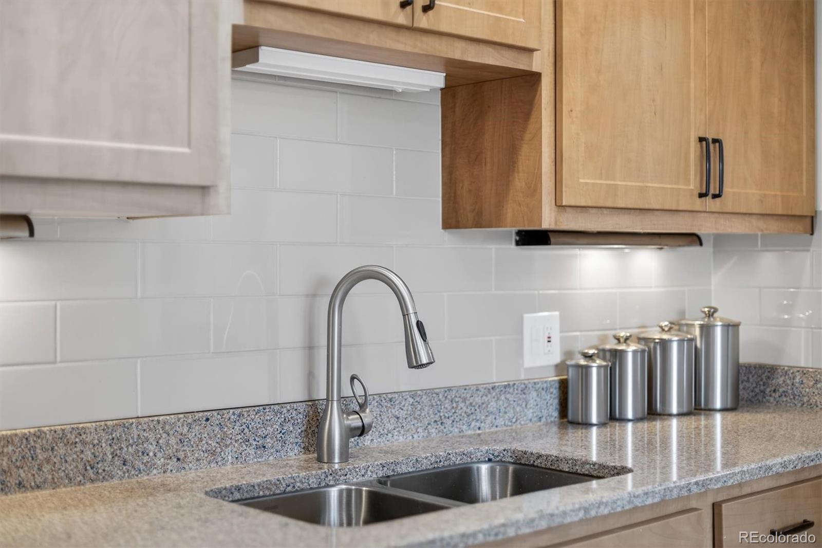 MLS Image #17 for 2575 s birch street,denver, Colorado