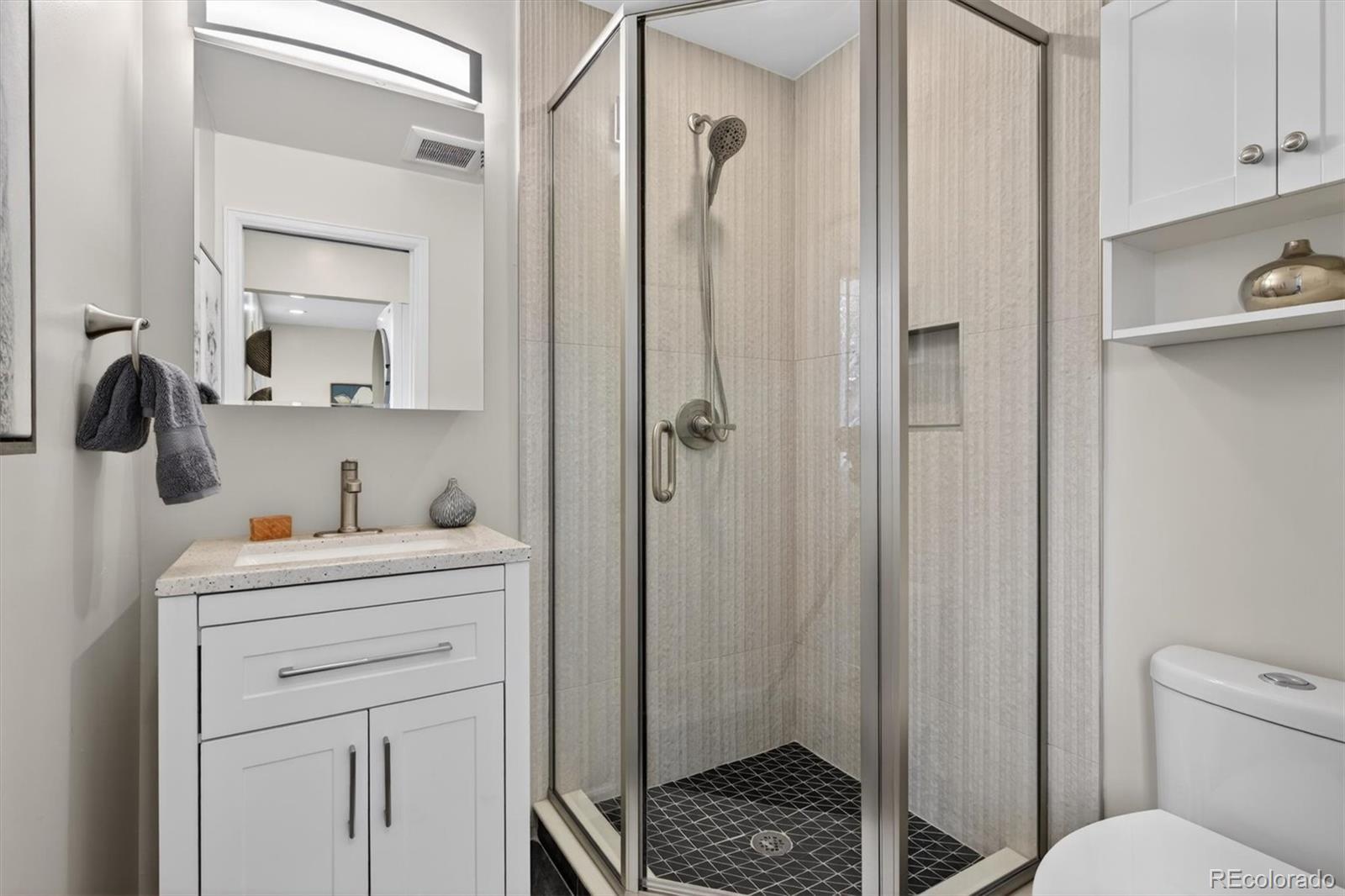 MLS Image #21 for 2575 s birch street,denver, Colorado