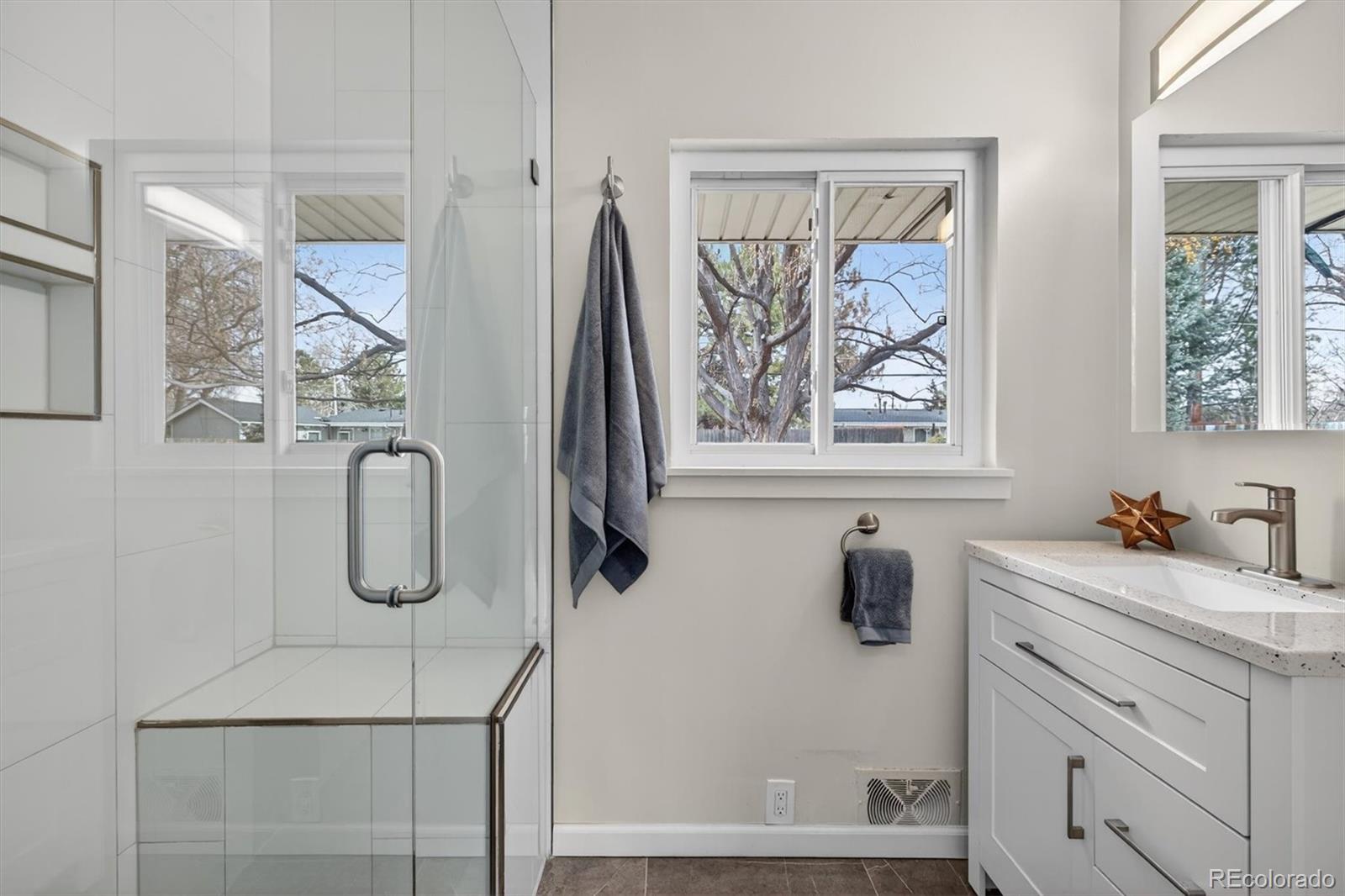MLS Image #29 for 2575 s birch street,denver, Colorado