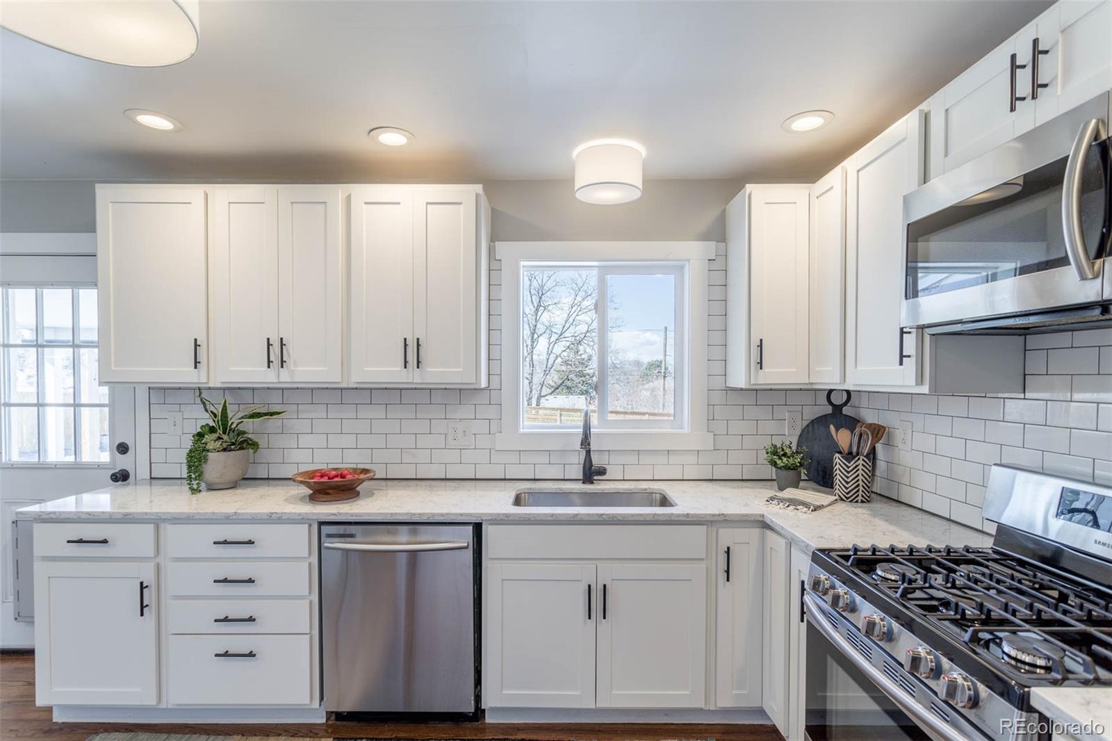 MLS Image #10 for 3461 s ivy way,denver, Colorado