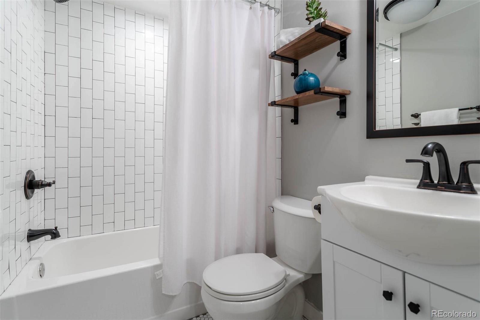MLS Image #25 for 3461 s ivy way,denver, Colorado