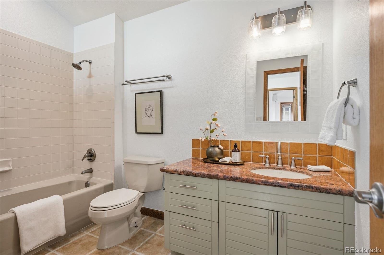 MLS Image #16 for 350 n marion street,denver, Colorado