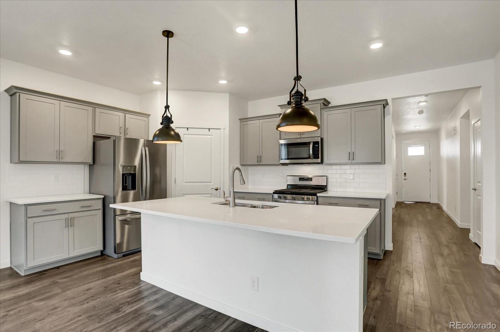 MLS Image #3 for 4925  cattle cross trail,castle rock, Colorado