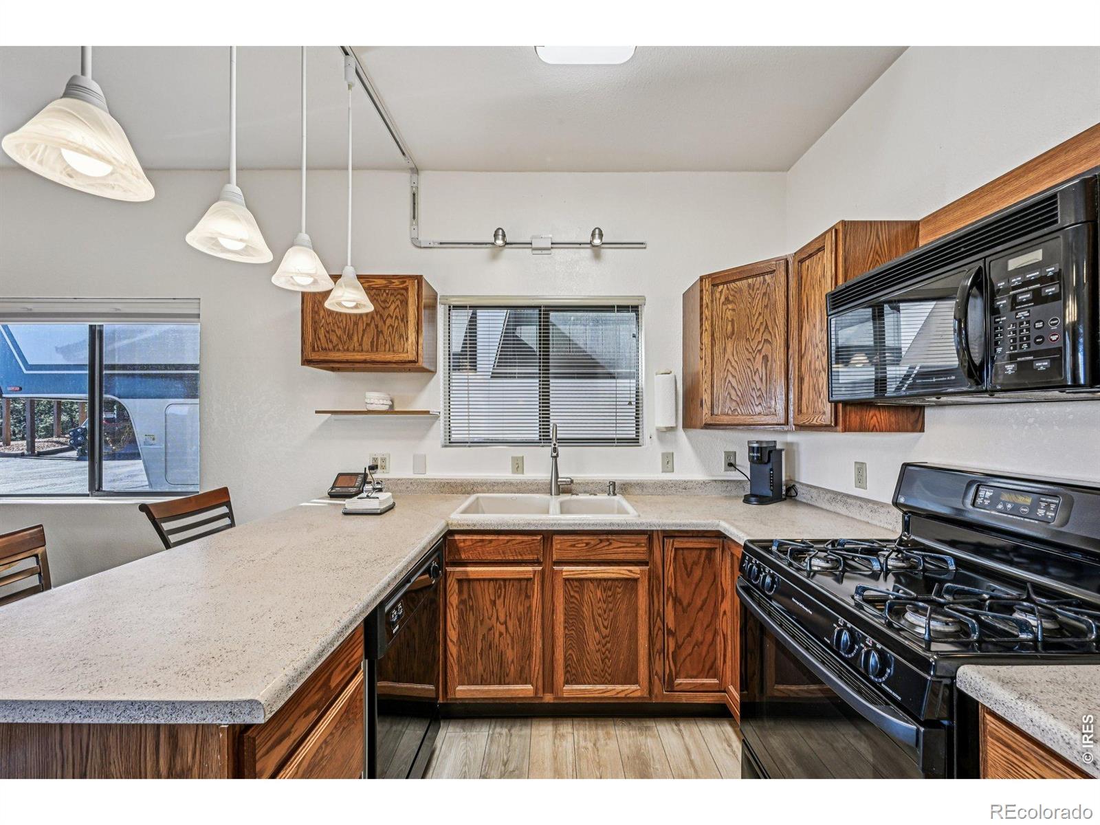MLS Image #39 for    ,, Colorado