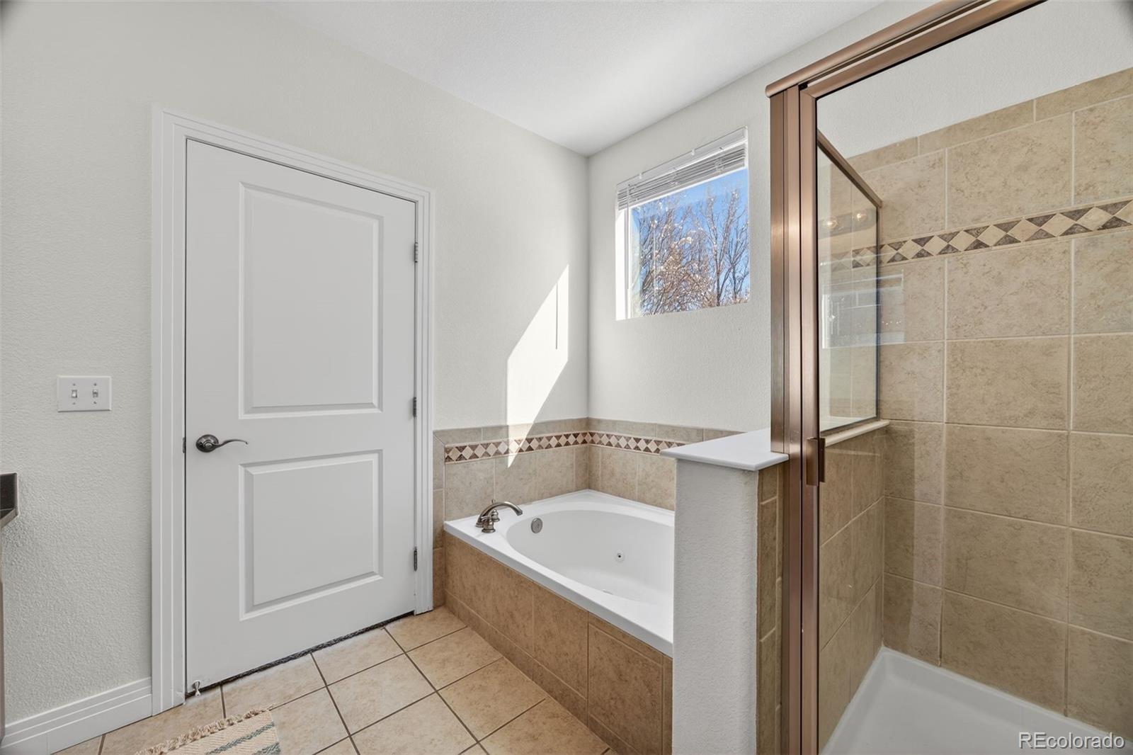 MLS Image #11 for 9059 e panorama circle b304,englewood, Colorado