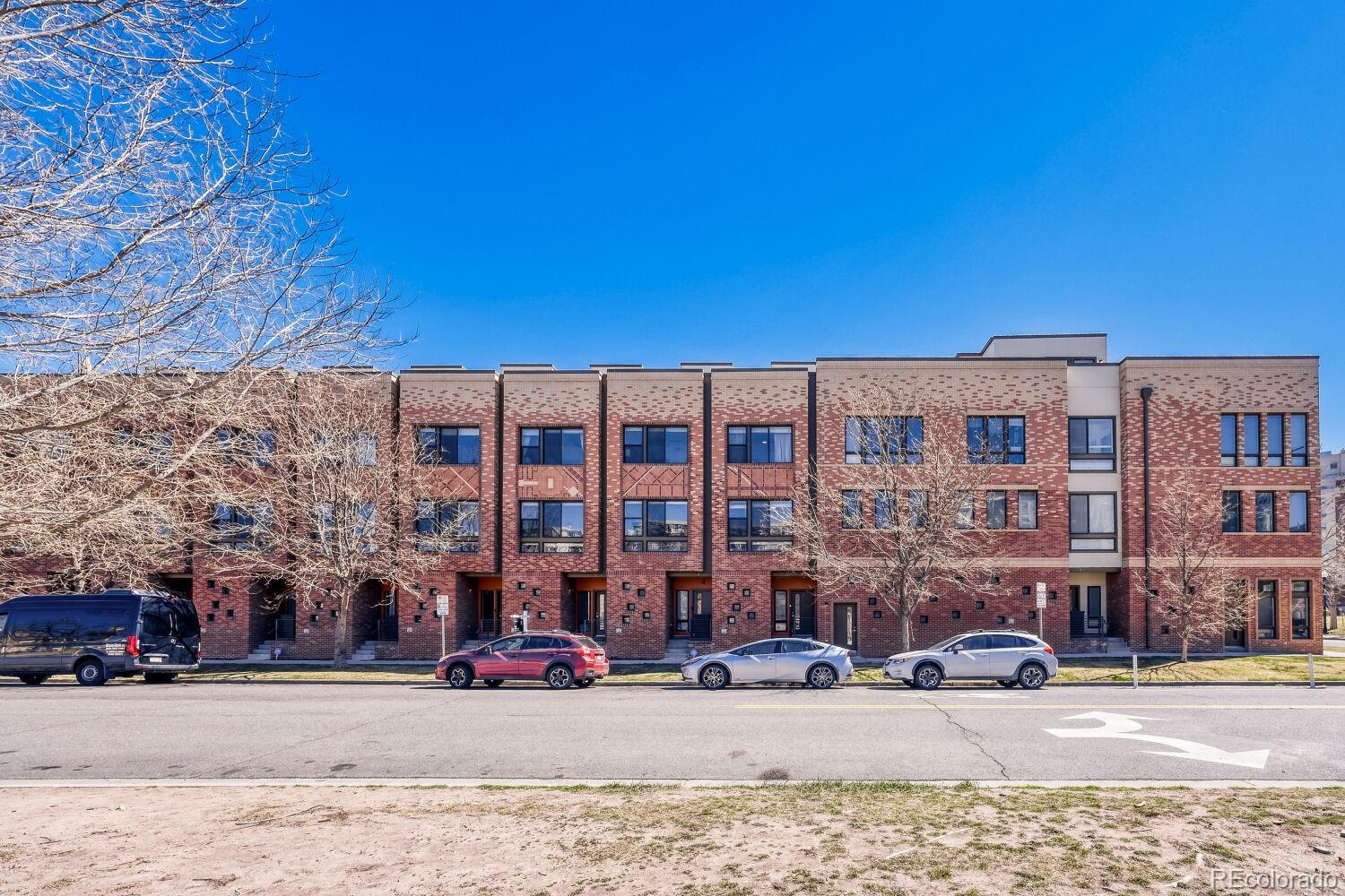 MLS Image #1 for 2200  tremont place,denver, Colorado