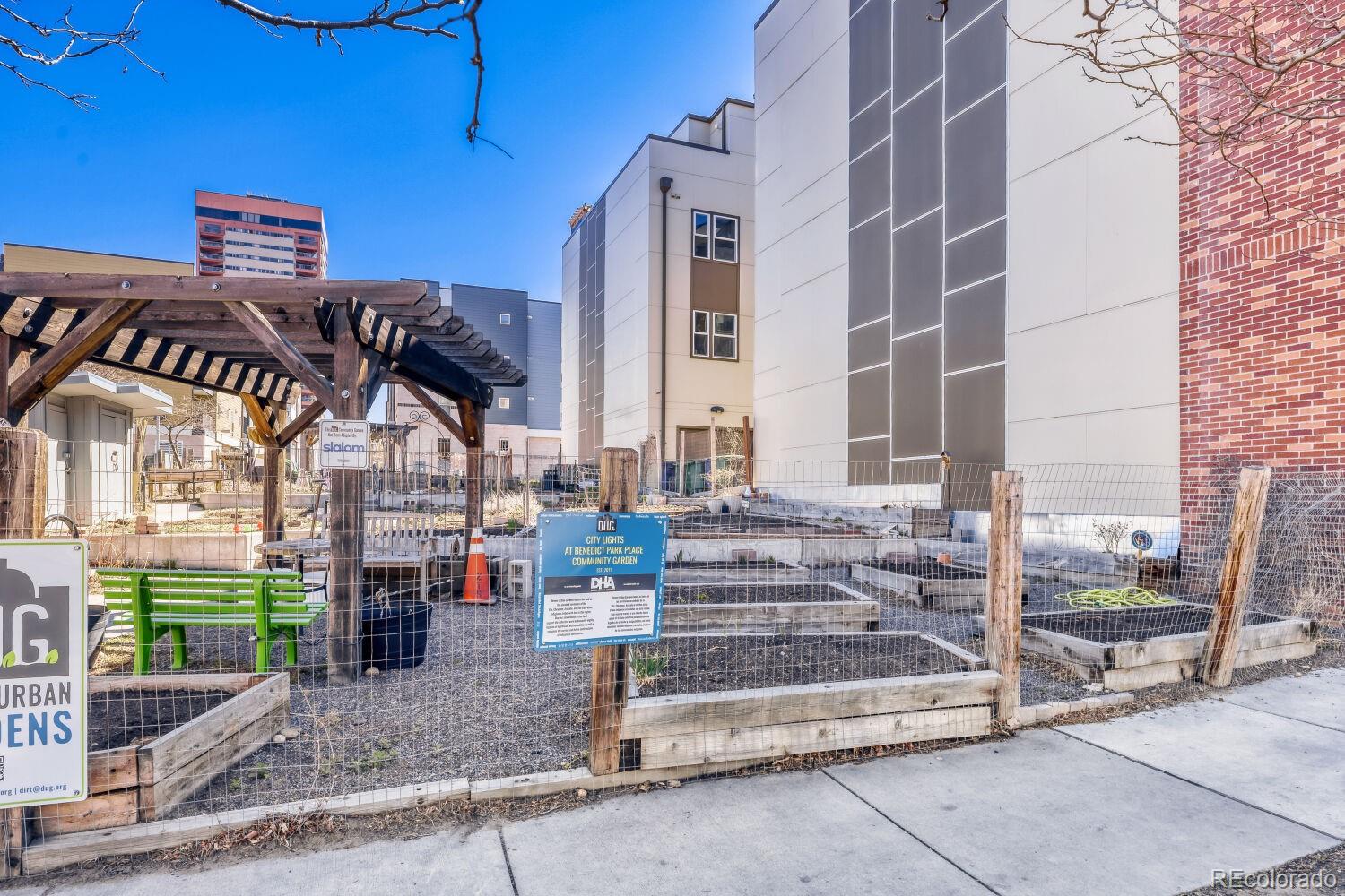 MLS Image #3 for 2200  tremont place,denver, Colorado