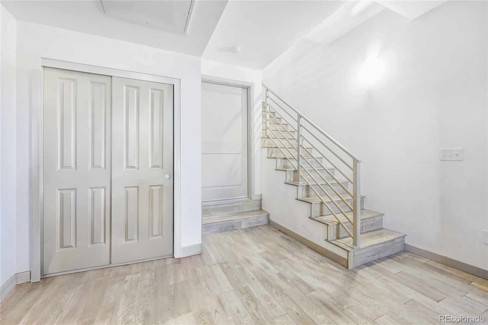 MLS Image #4 for 2200  tremont place,denver, Colorado